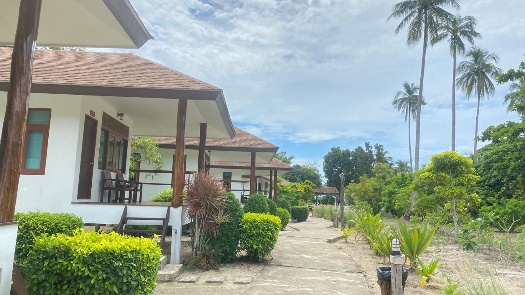 Paradise Resort