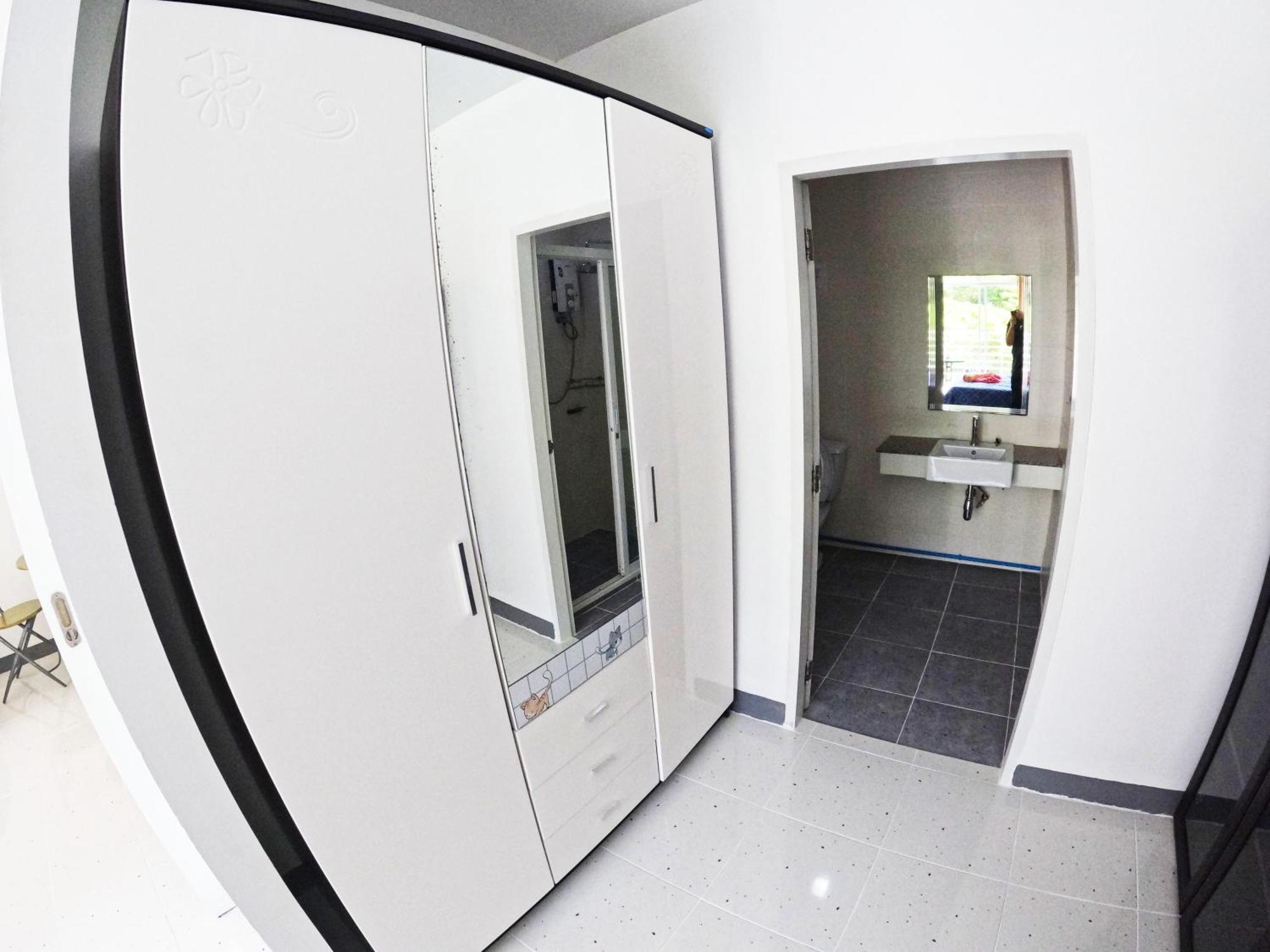 At Seacondo-studio-b26 Apartment Klong Muang Beach