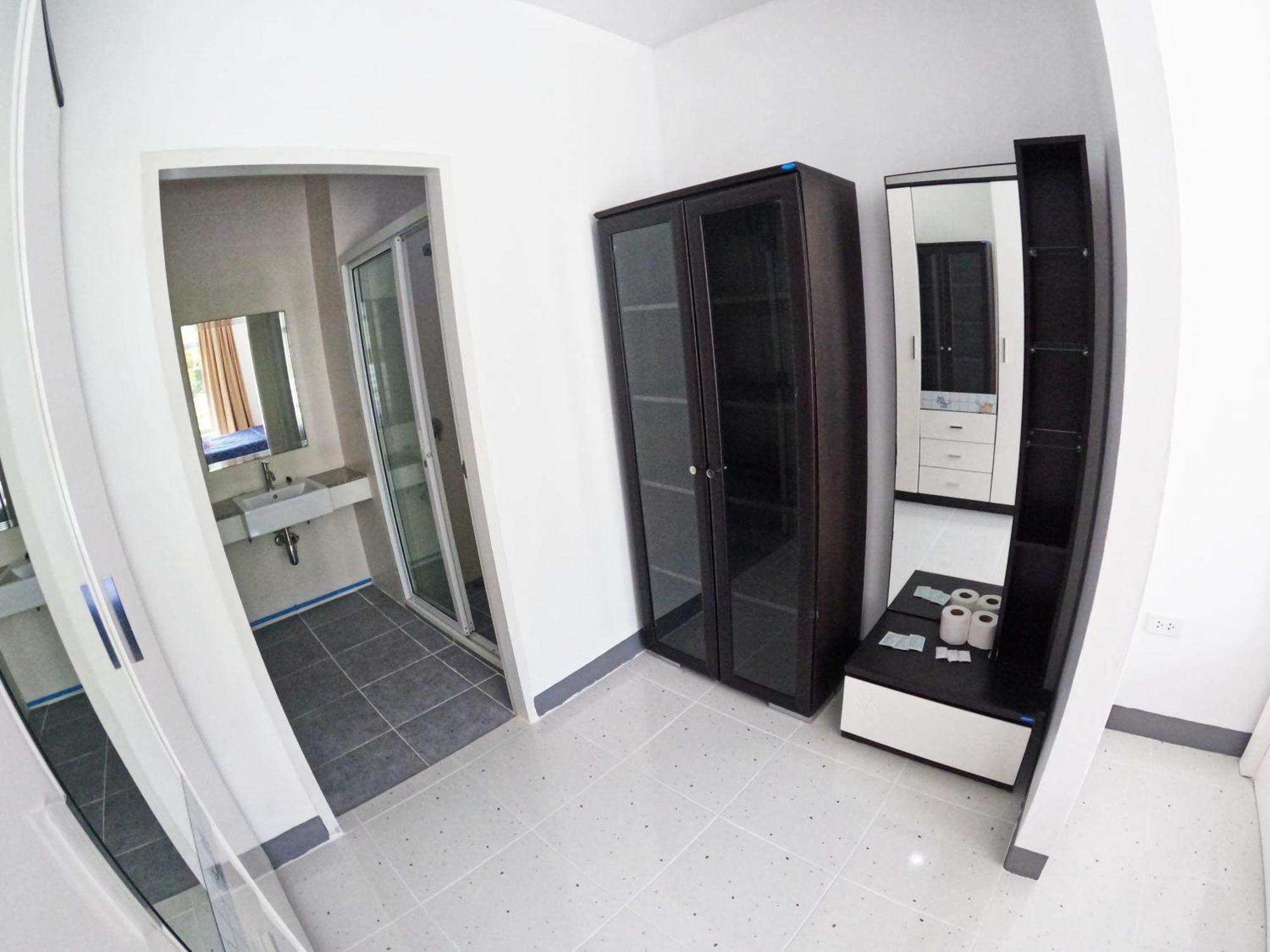 Apartment At Seacondo-studio-b26 Klong Muang Beach