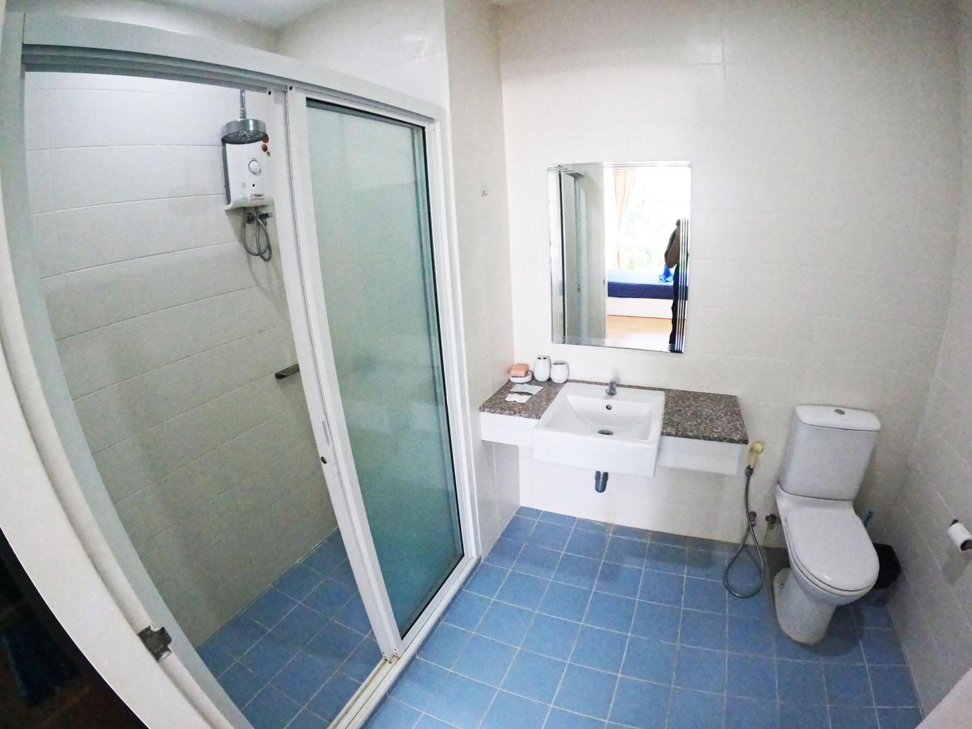Apartment At Seacondo-studio-b26 Klong Muang Beach