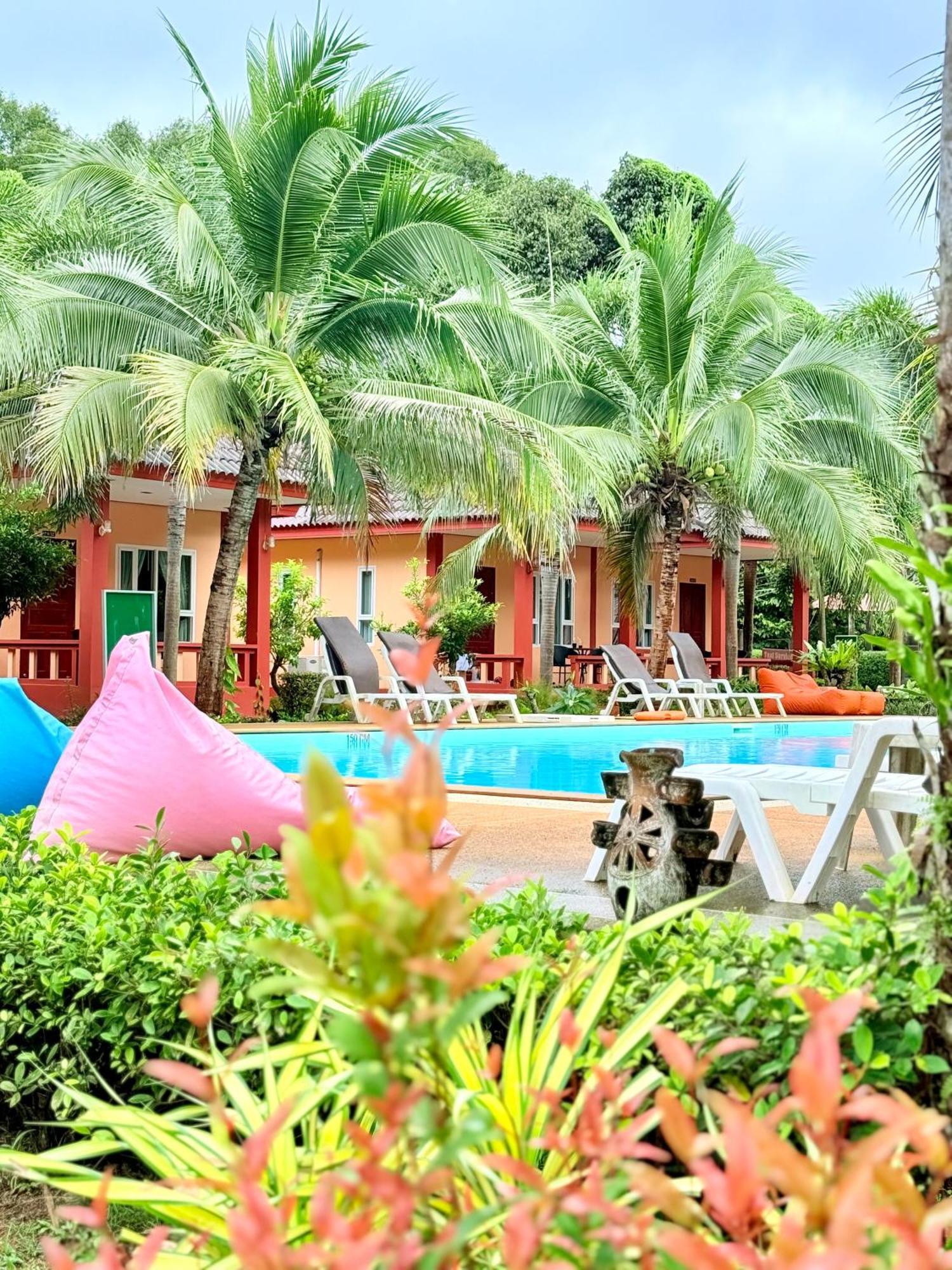 Peaceful , Long - Resort