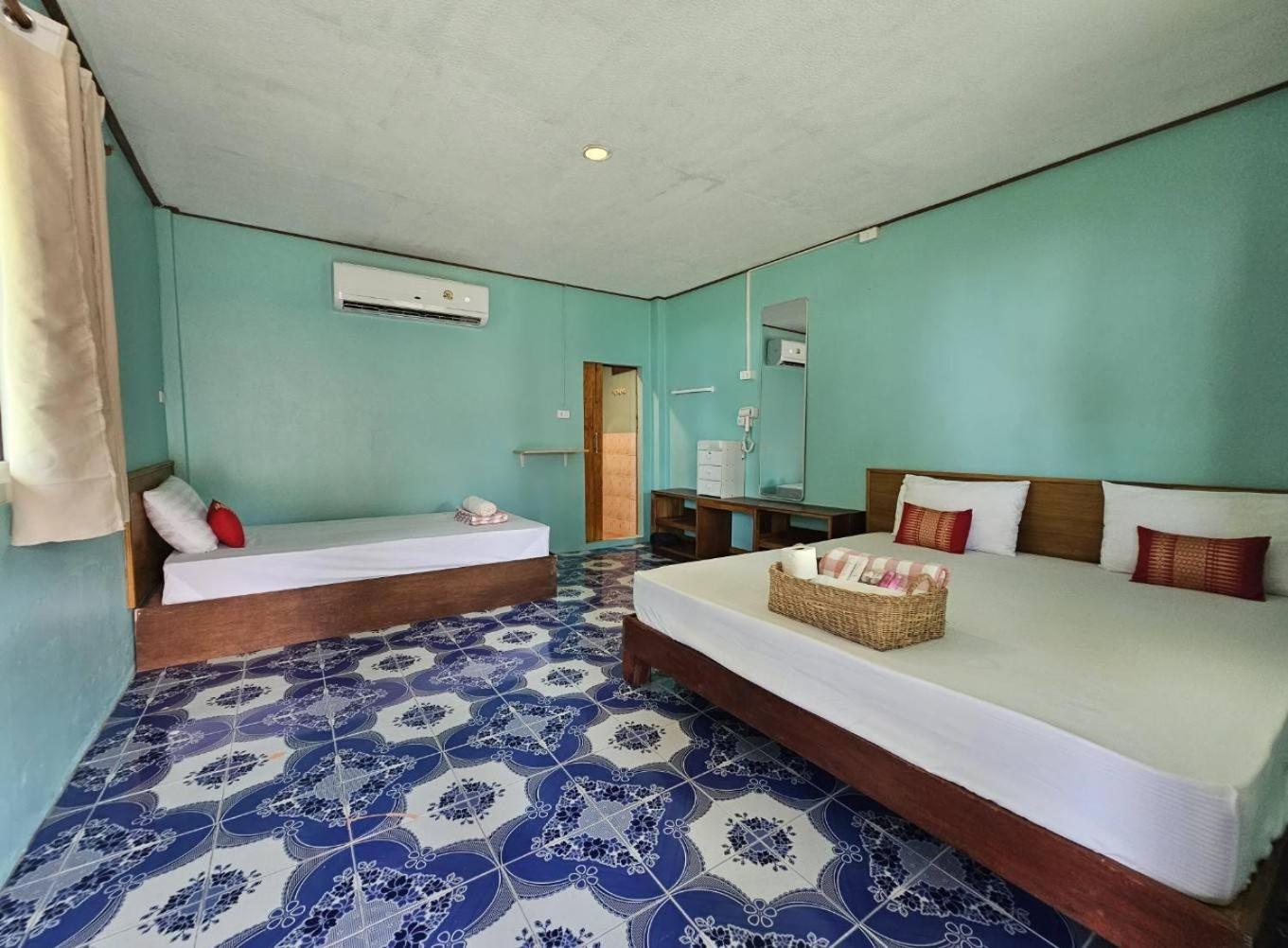 Resort Kaimuk Thong 3*