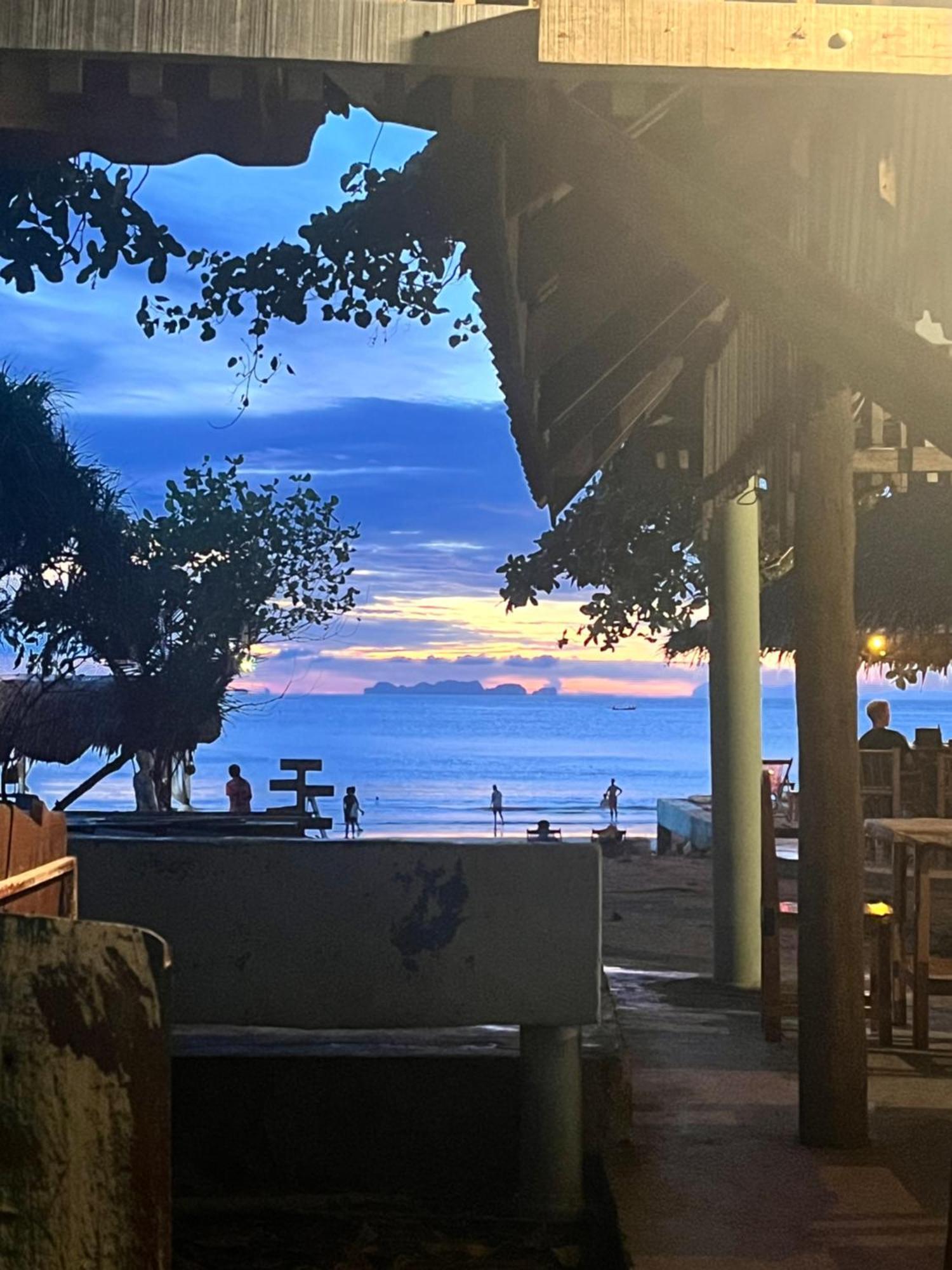 Resort Sanctuary Lanta *