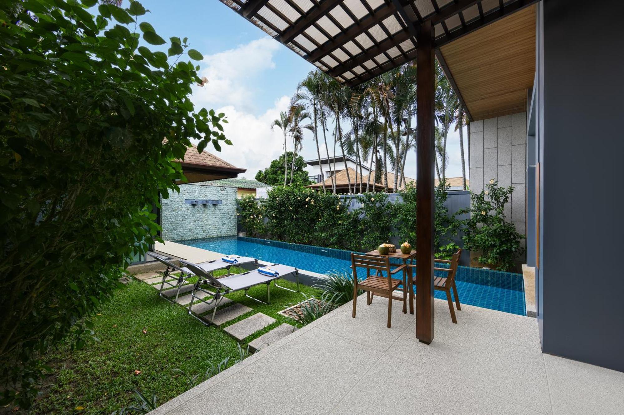 Hahana | 3 Bedroom Private Pool In Popular Kokyang Estate | 3 Min To Naiharn Villa *