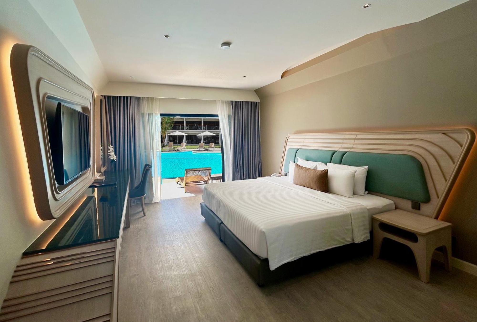 Resort Amora Phuket