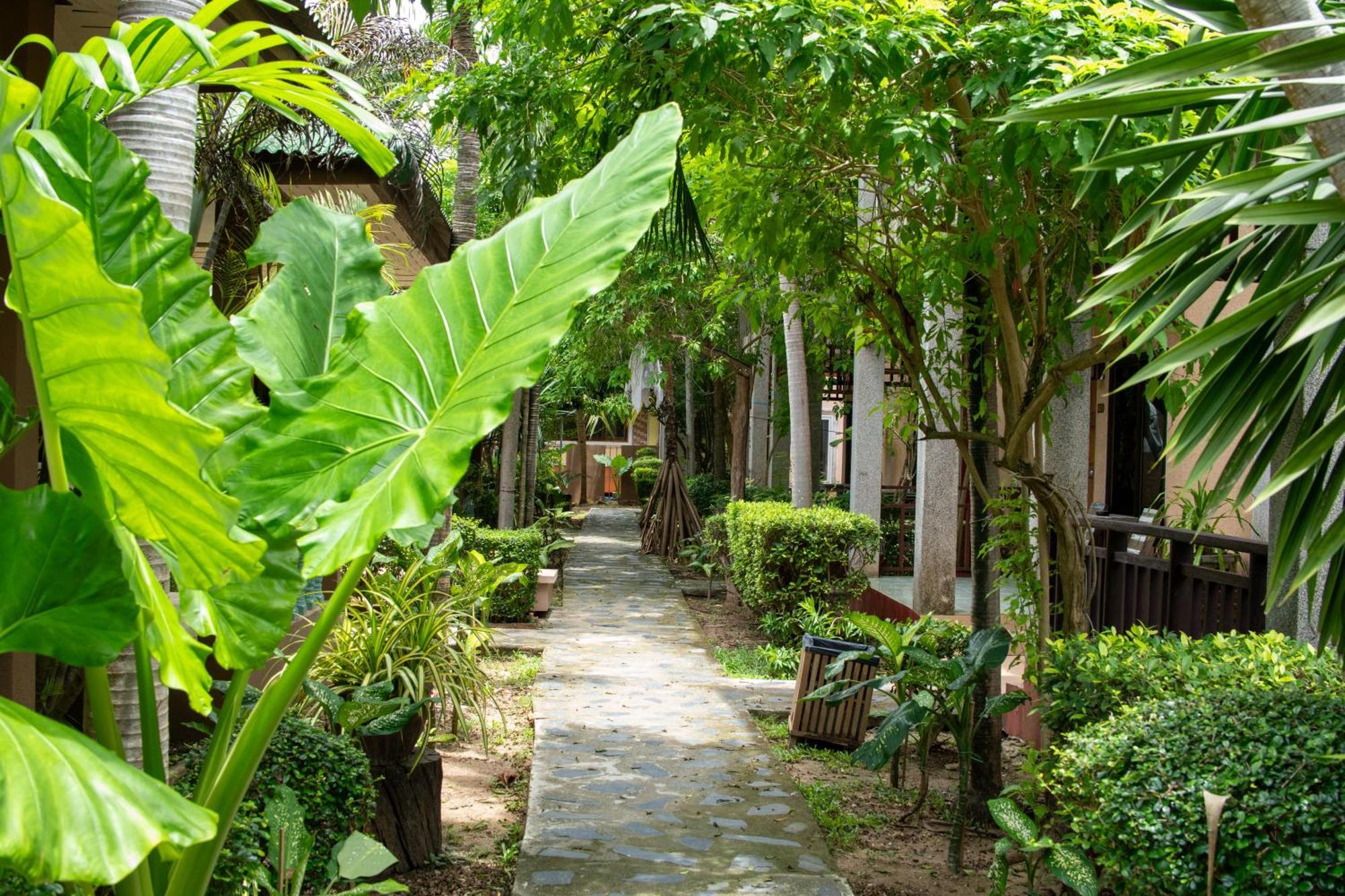 Lanta Riviera Resort