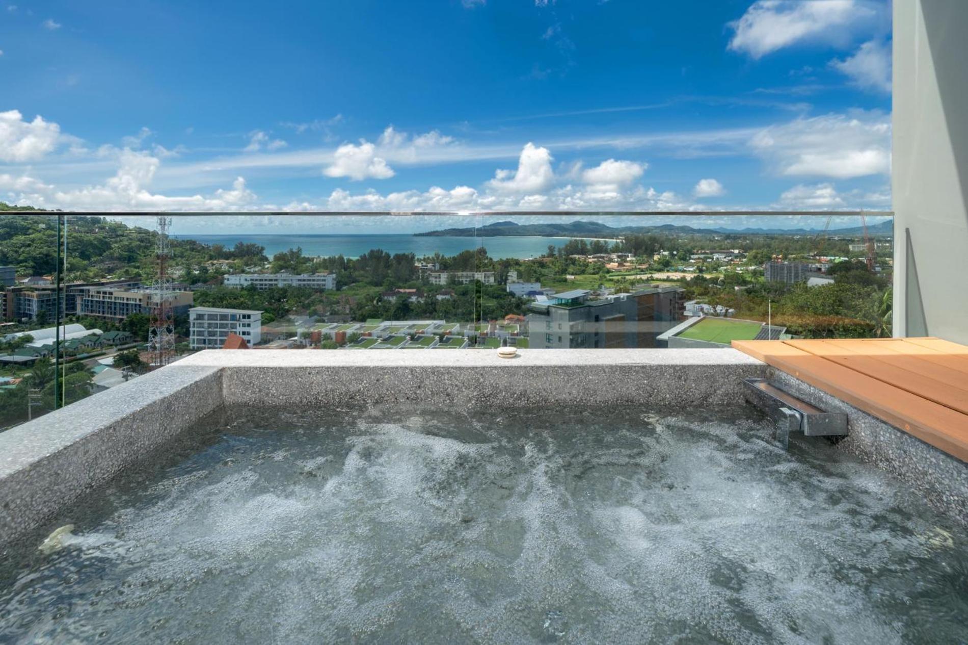 Surin With Sea View & Jacuzzi Apartment Ban Lum Fuang