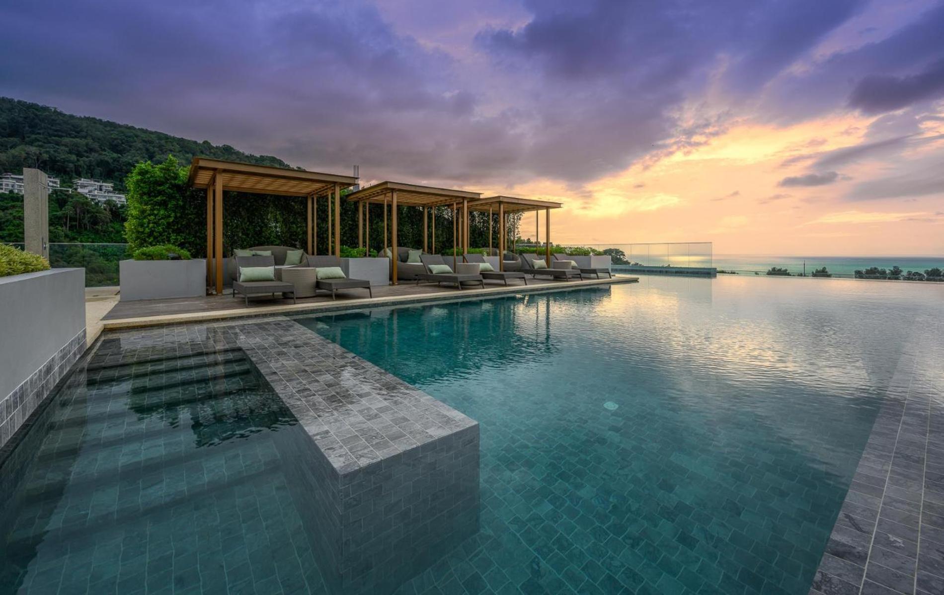 Surin With Sea View & Jacuzzi