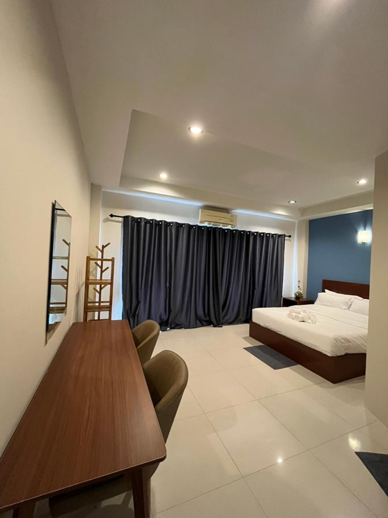 House 24 *