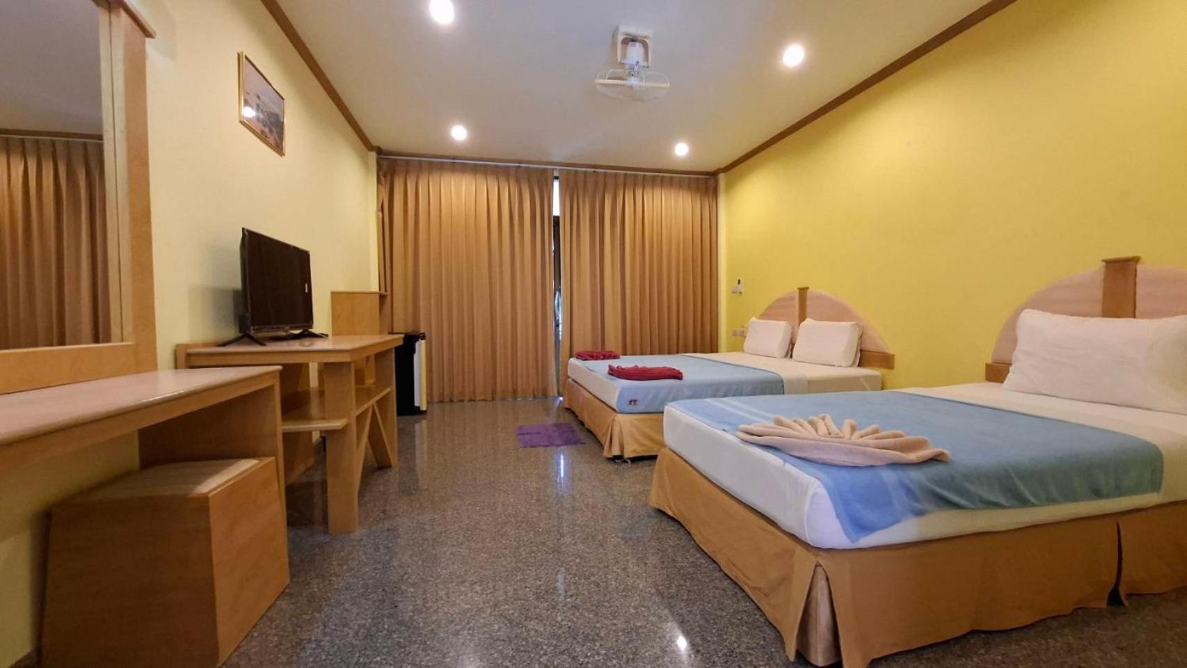 Lanta Summer House 1 3*