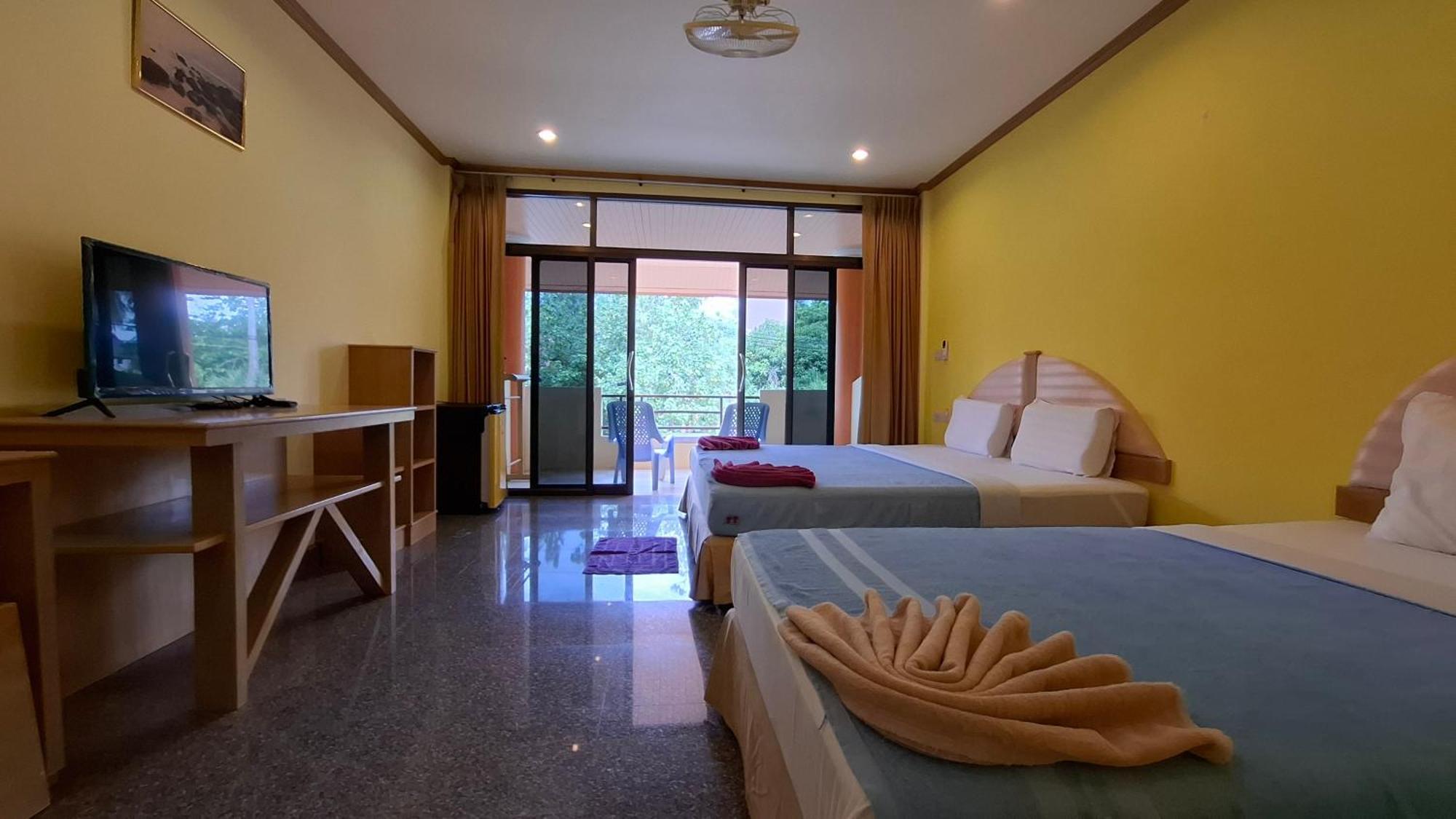 Hotel Lanta Summer House 1 3*