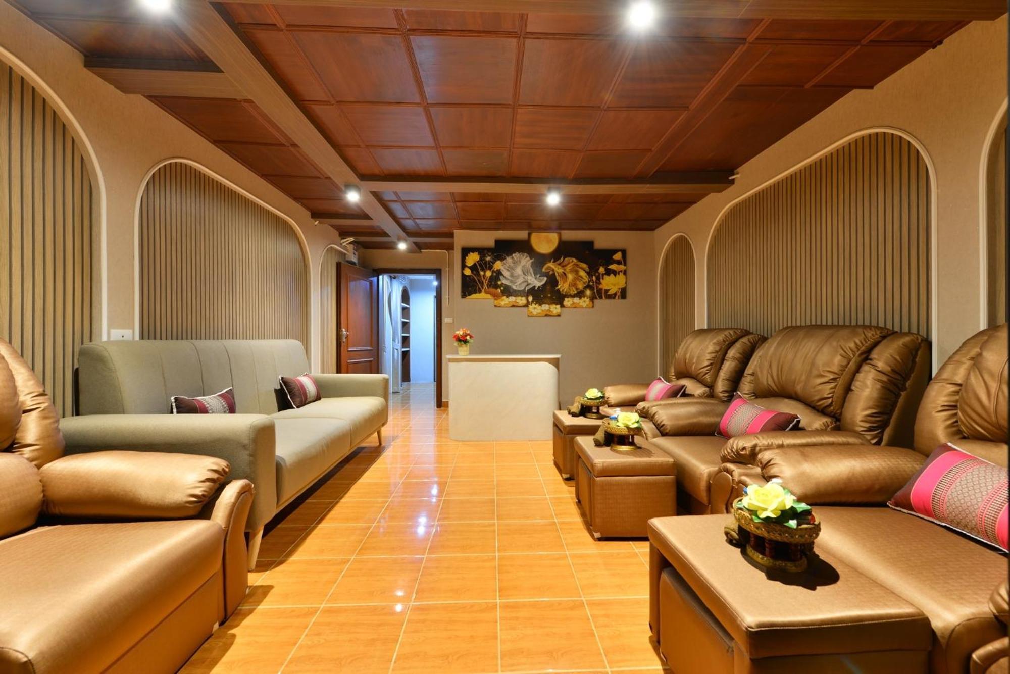 Hotel Kastel By Loft Bangkok Pattaya