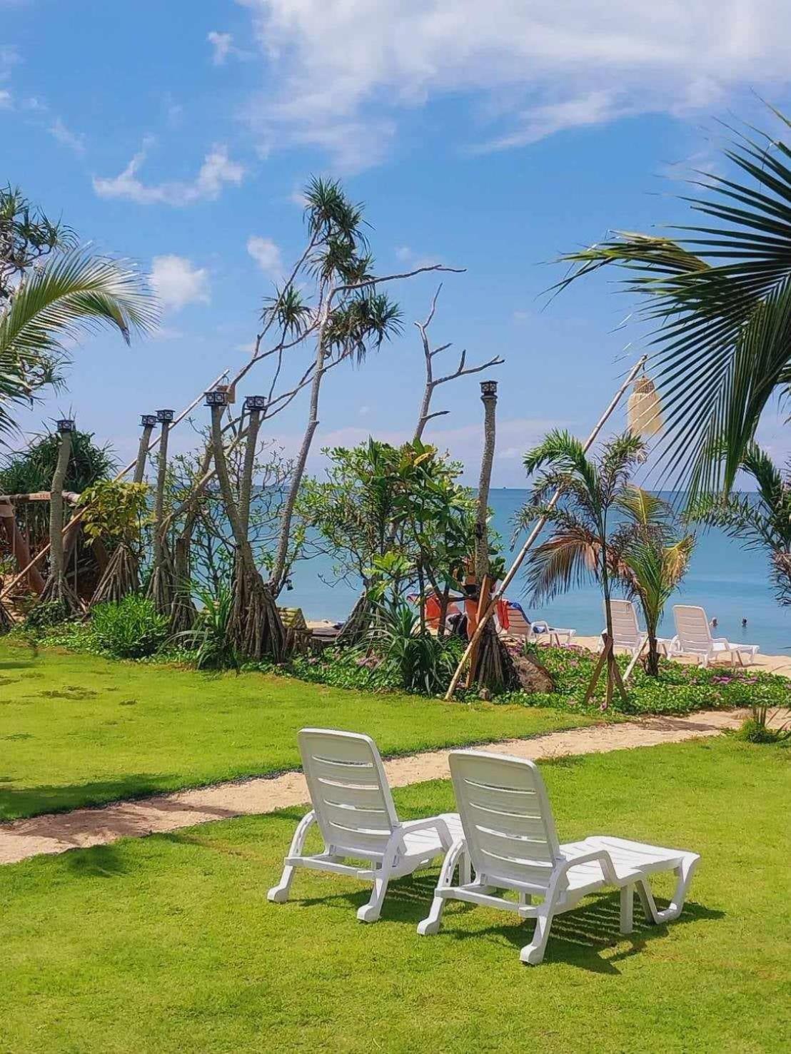 Walden - Tiny Homes By The Sea Holiday park