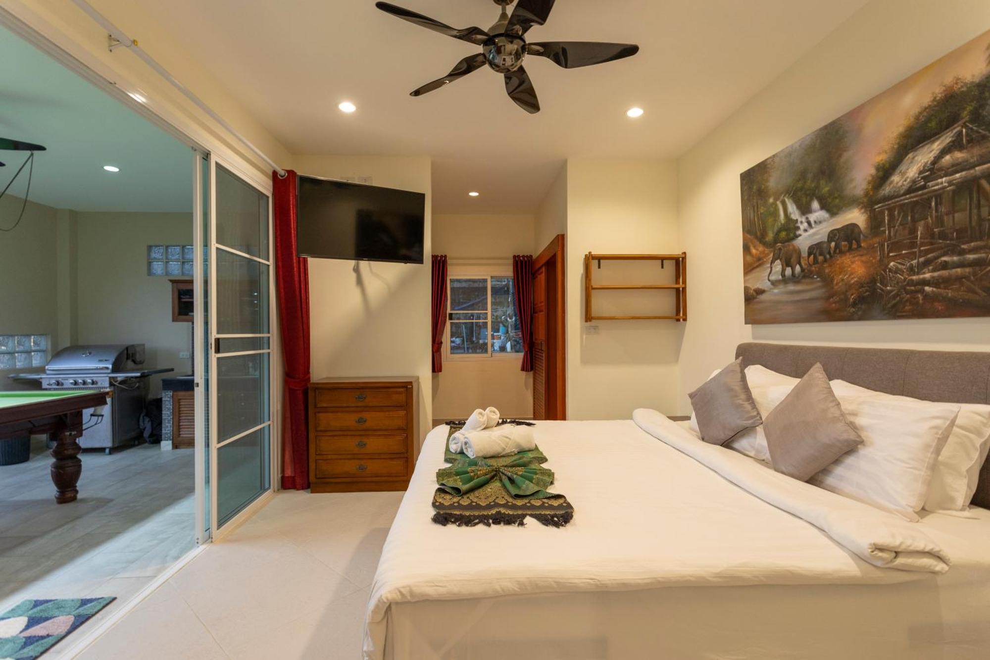 Bliss: 4 Bedroom Haven Karon