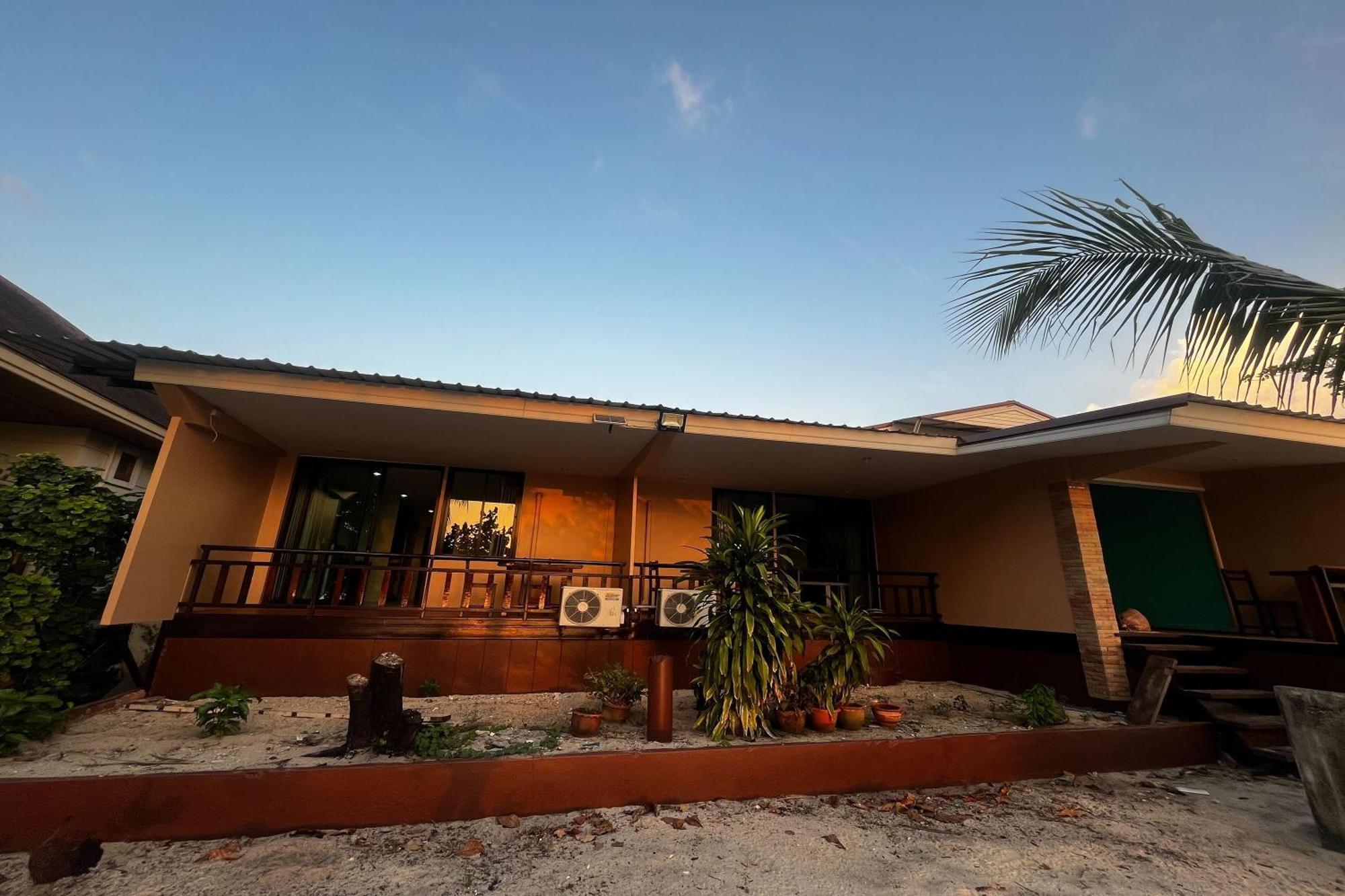 Hotel Samui 2*