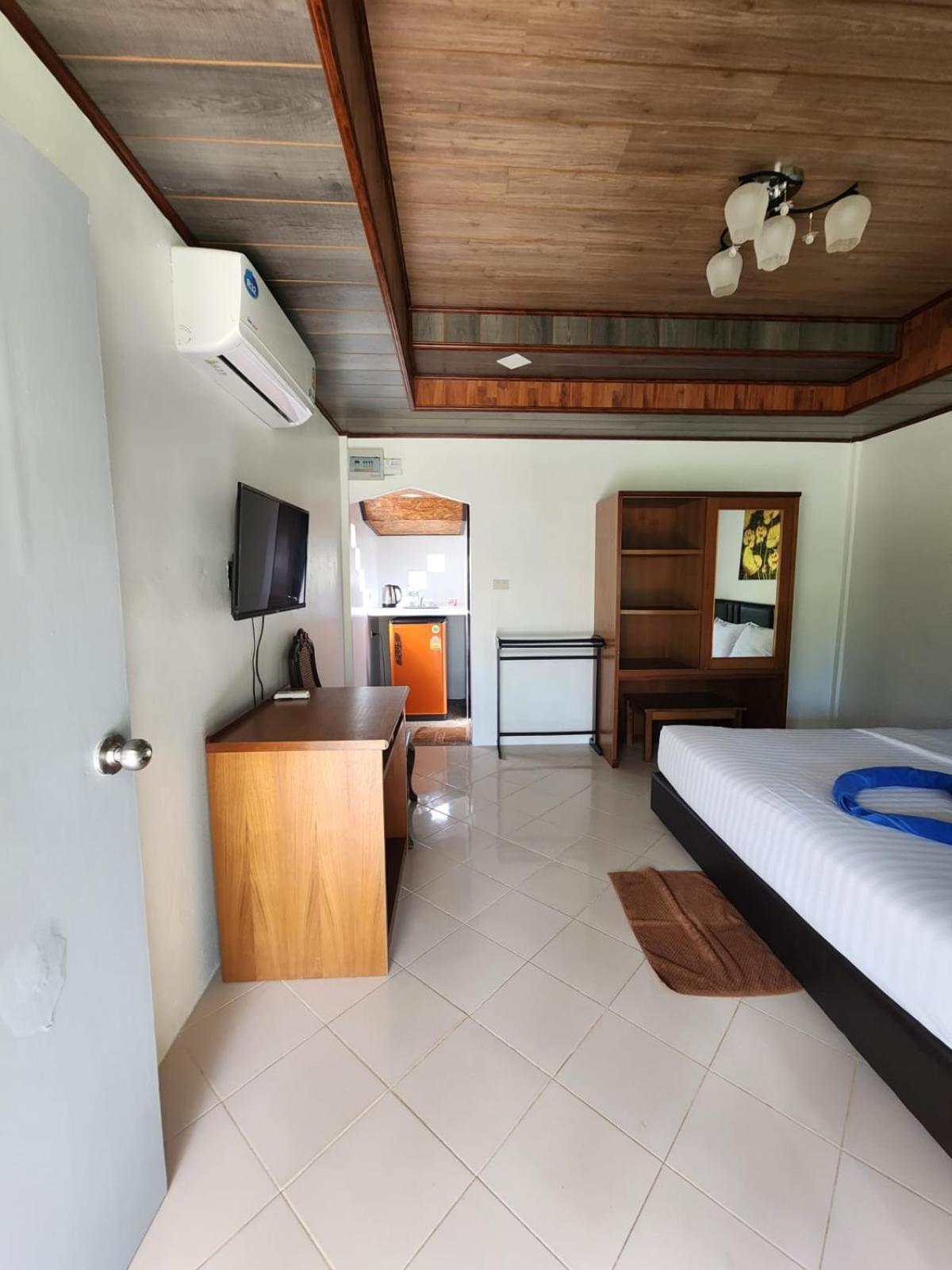 Lanta Mermaid Resort