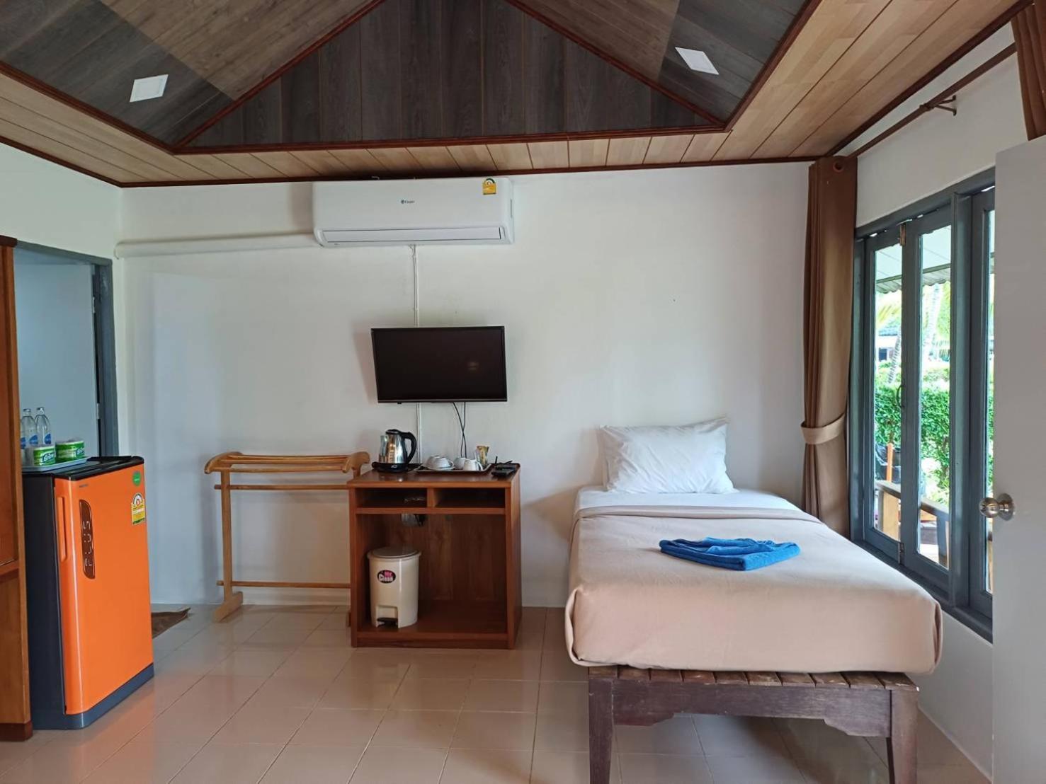 Lanta Mermaid Resort