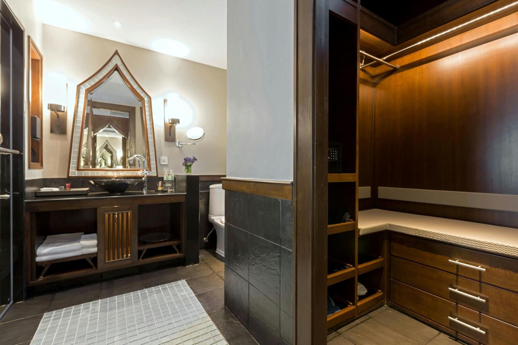Phuket Marriott And Spa, Resort