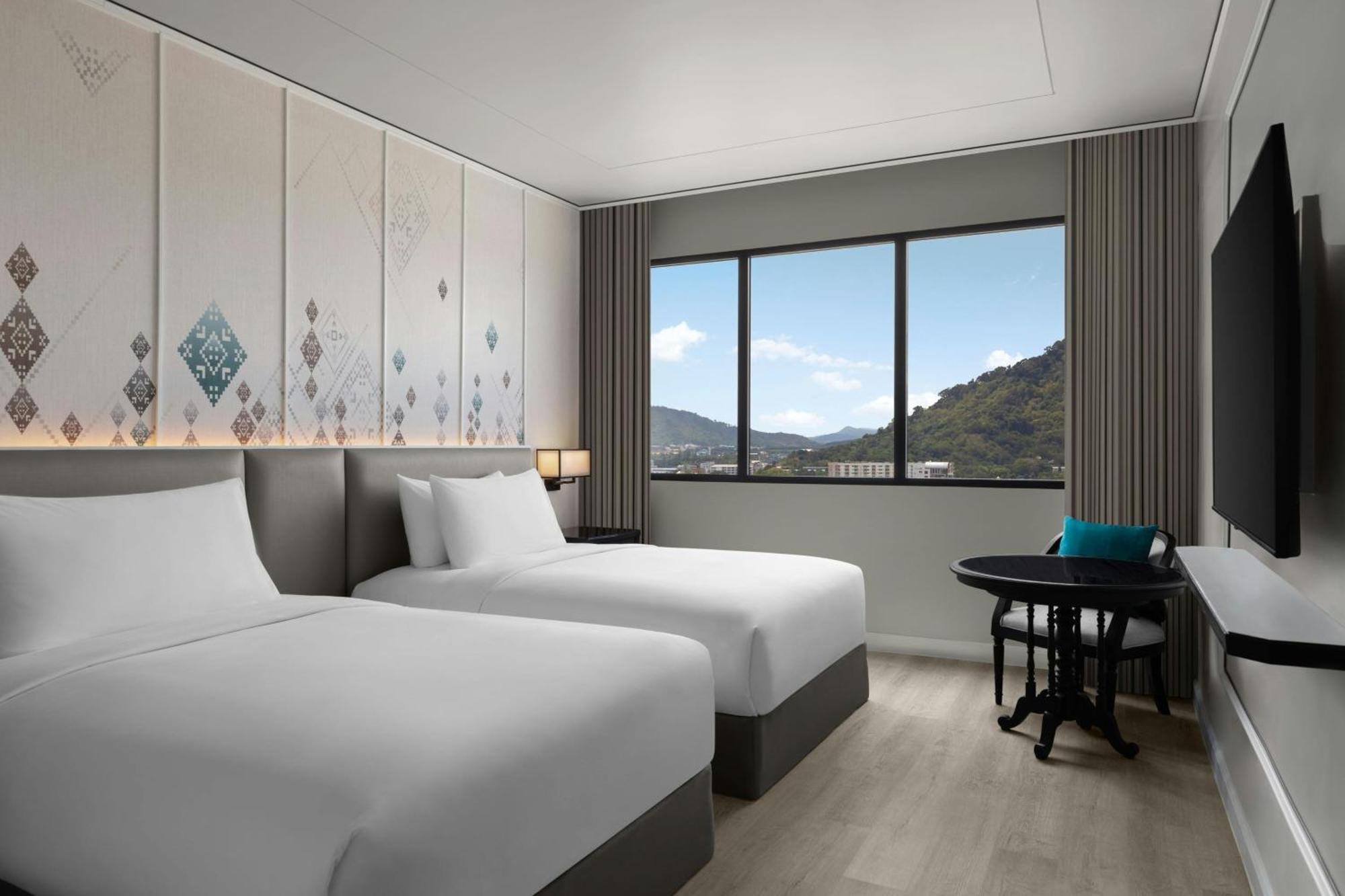 Hotel Courtyard By Marriott Town 4*