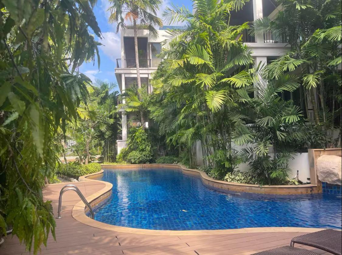 Apartment Gardens *