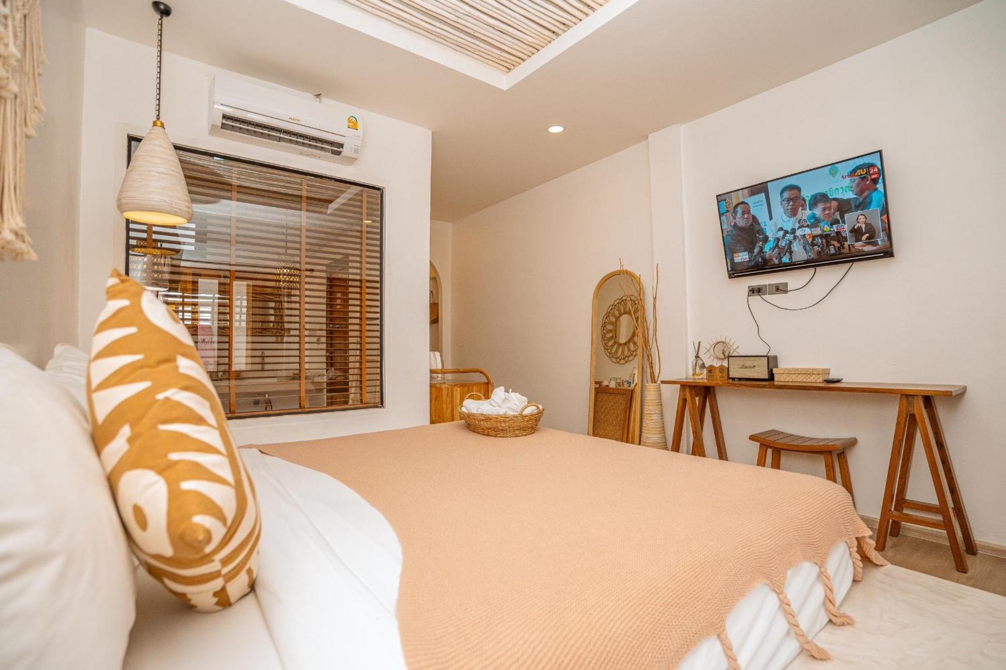 Baan Rinrak บ้านรินรักษ์