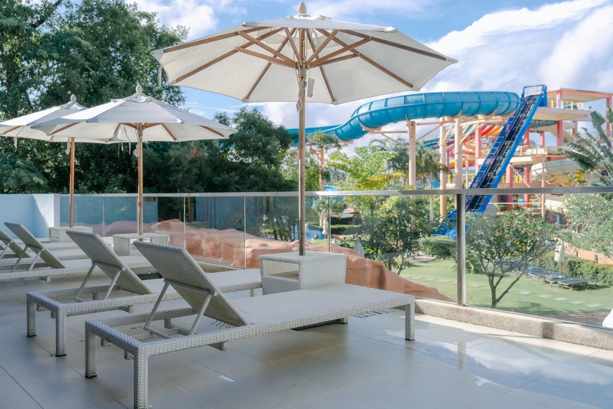 Splash Resort, Maikhao Phuket Mai Khao
