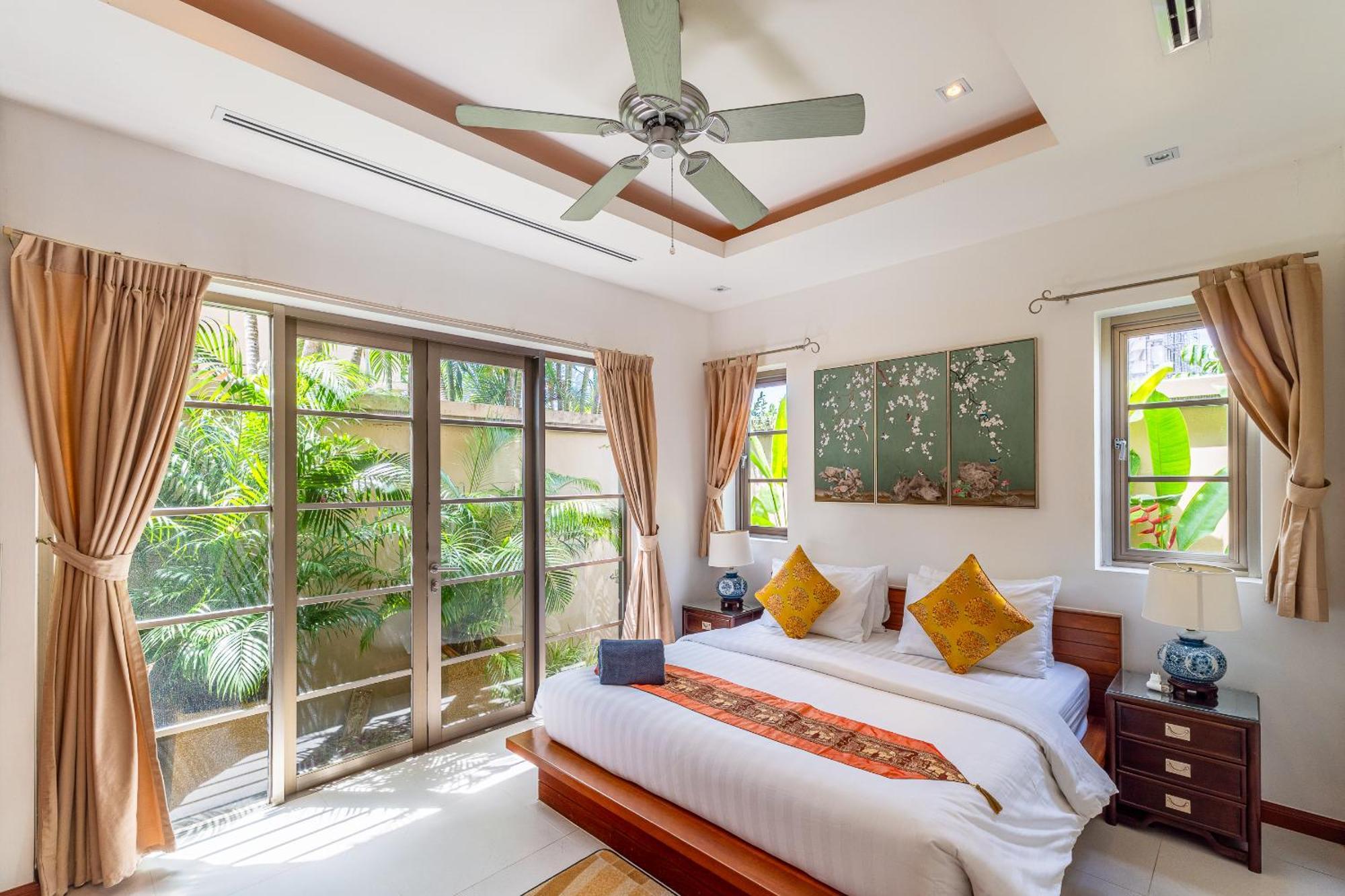 The - Private Retreat, 10-min Walk To Bangtao Villa Phuket