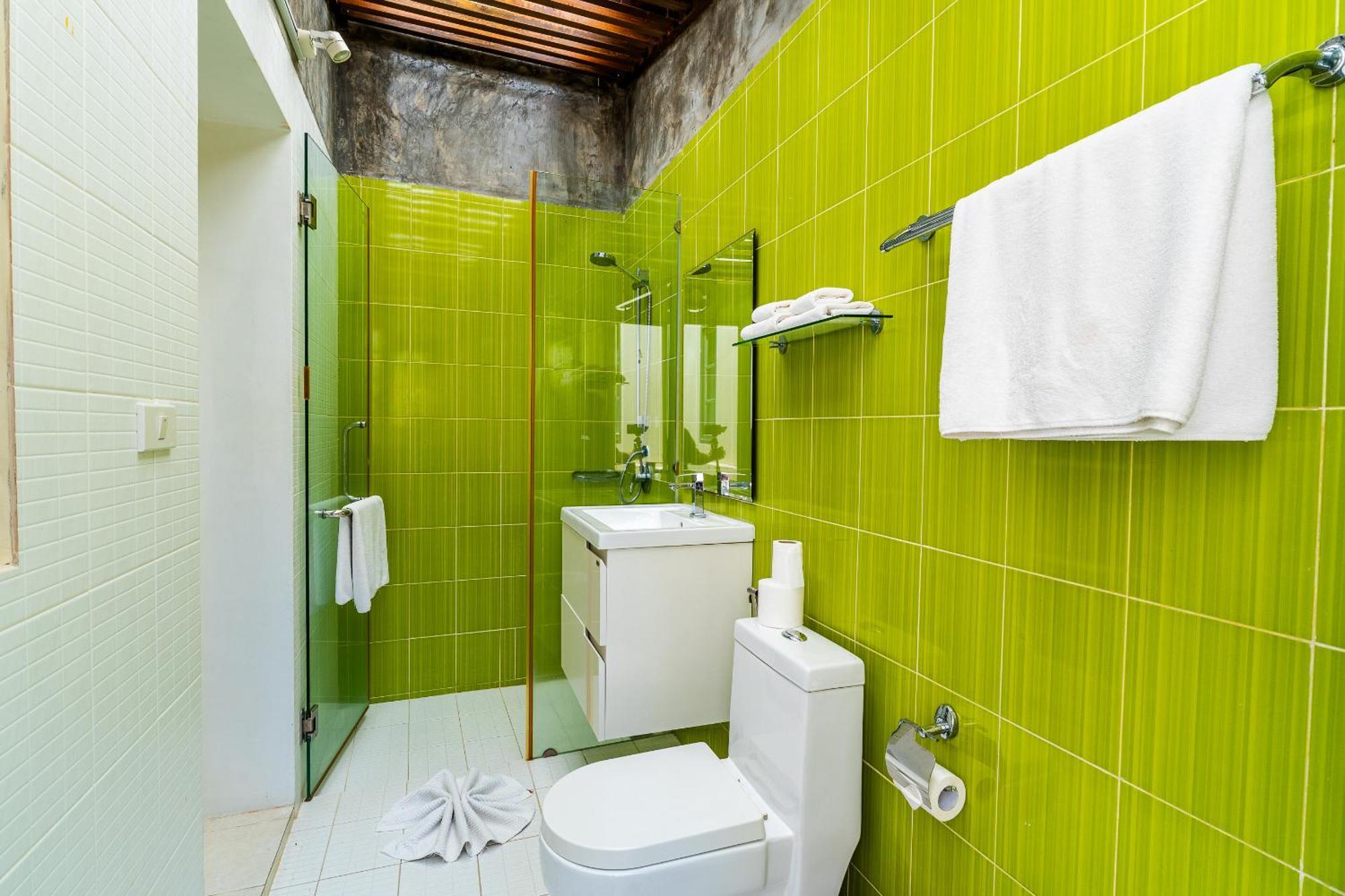 Villa The - Private Retreat, 10-min Walk To Bangtao Phuket