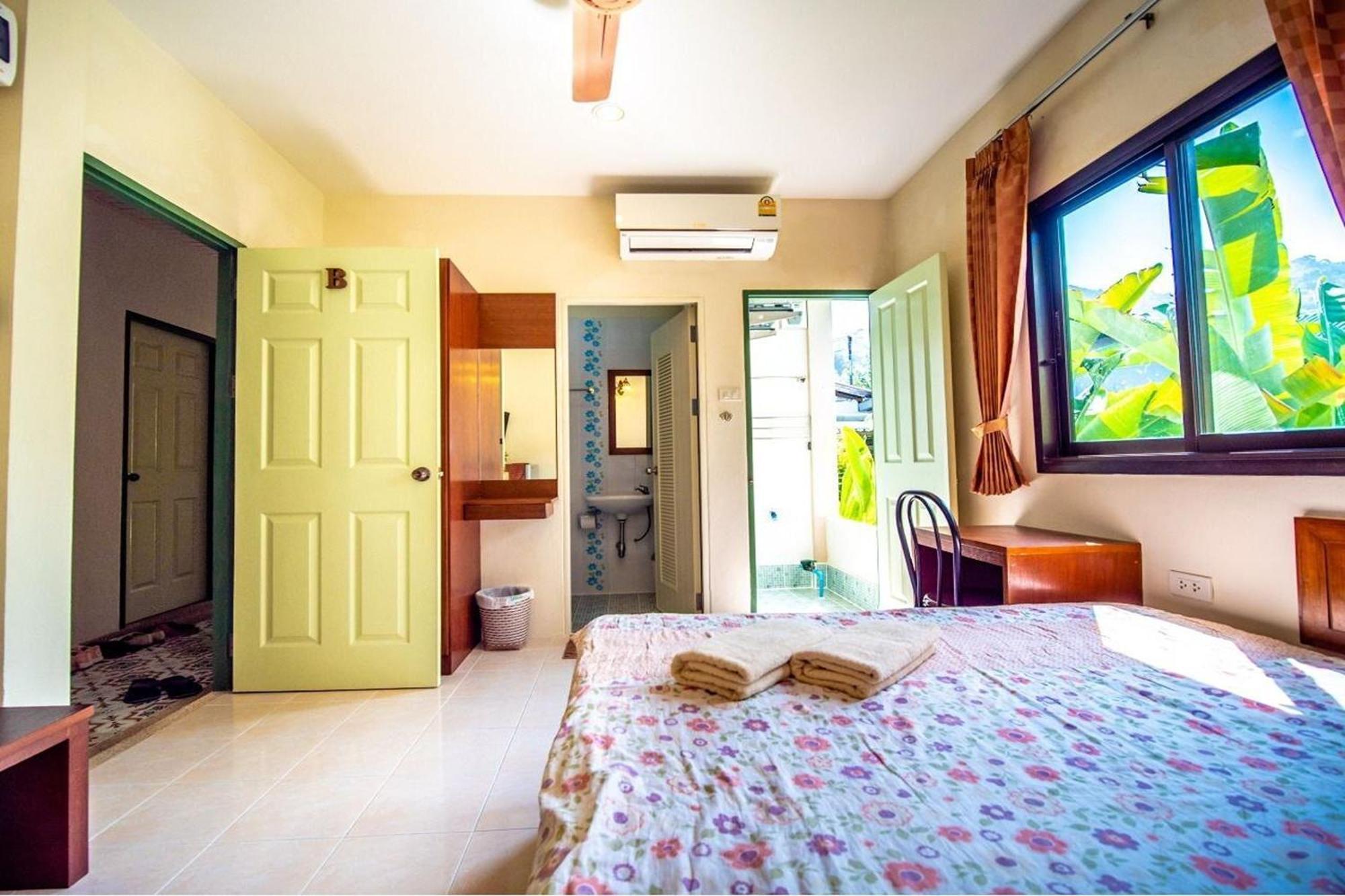 Casa de hóspedes Muchshima House 2*