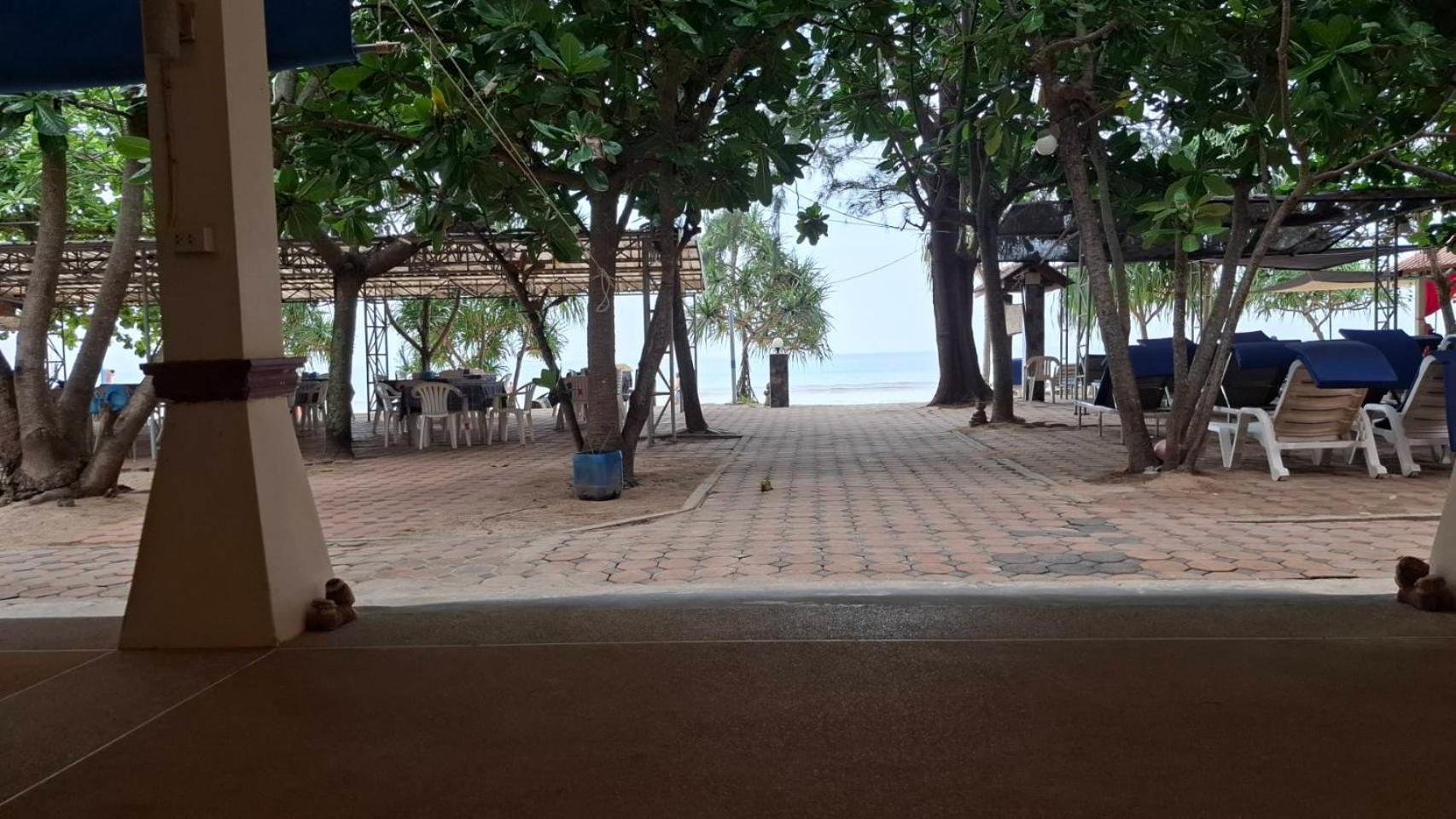Lanta Summer House 1 Hotel