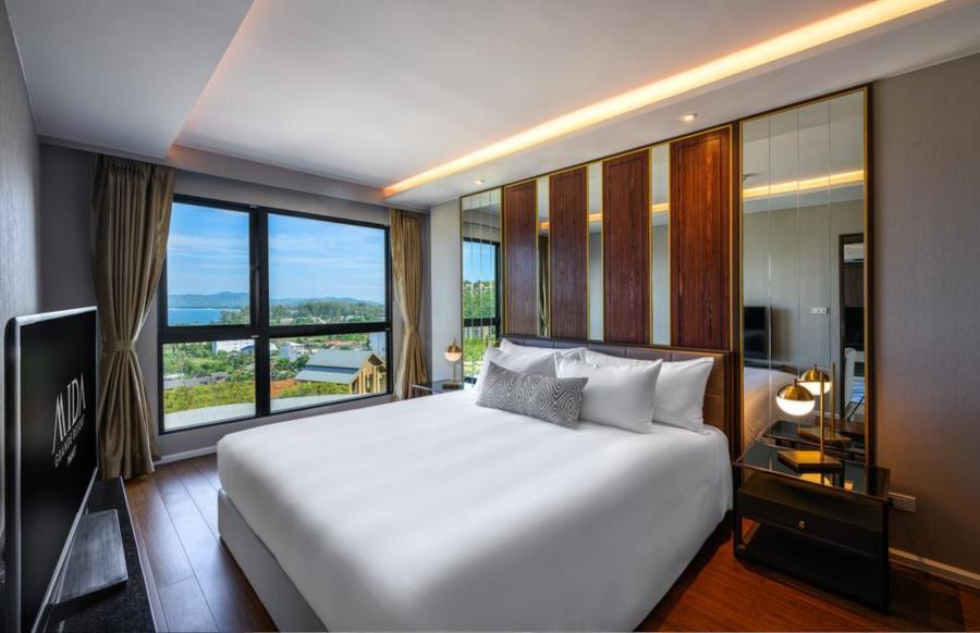 Mida Grande Phuket 5*