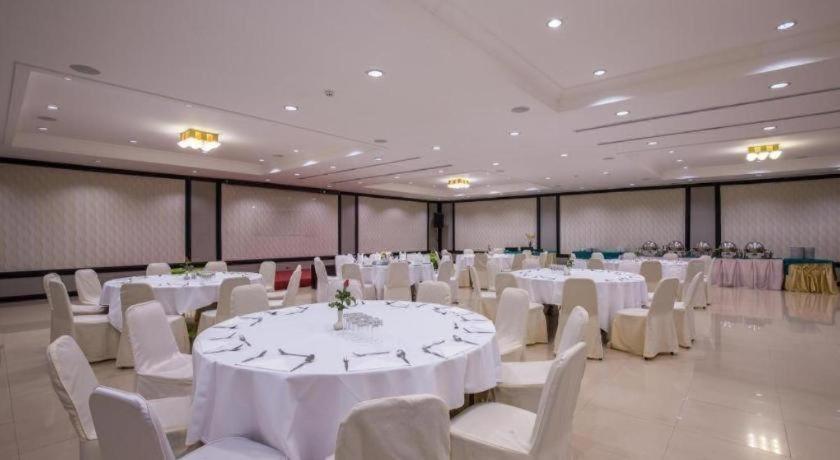 Ambassador Jomtien Pattaya - Marina Tower Wing Hotel 4*