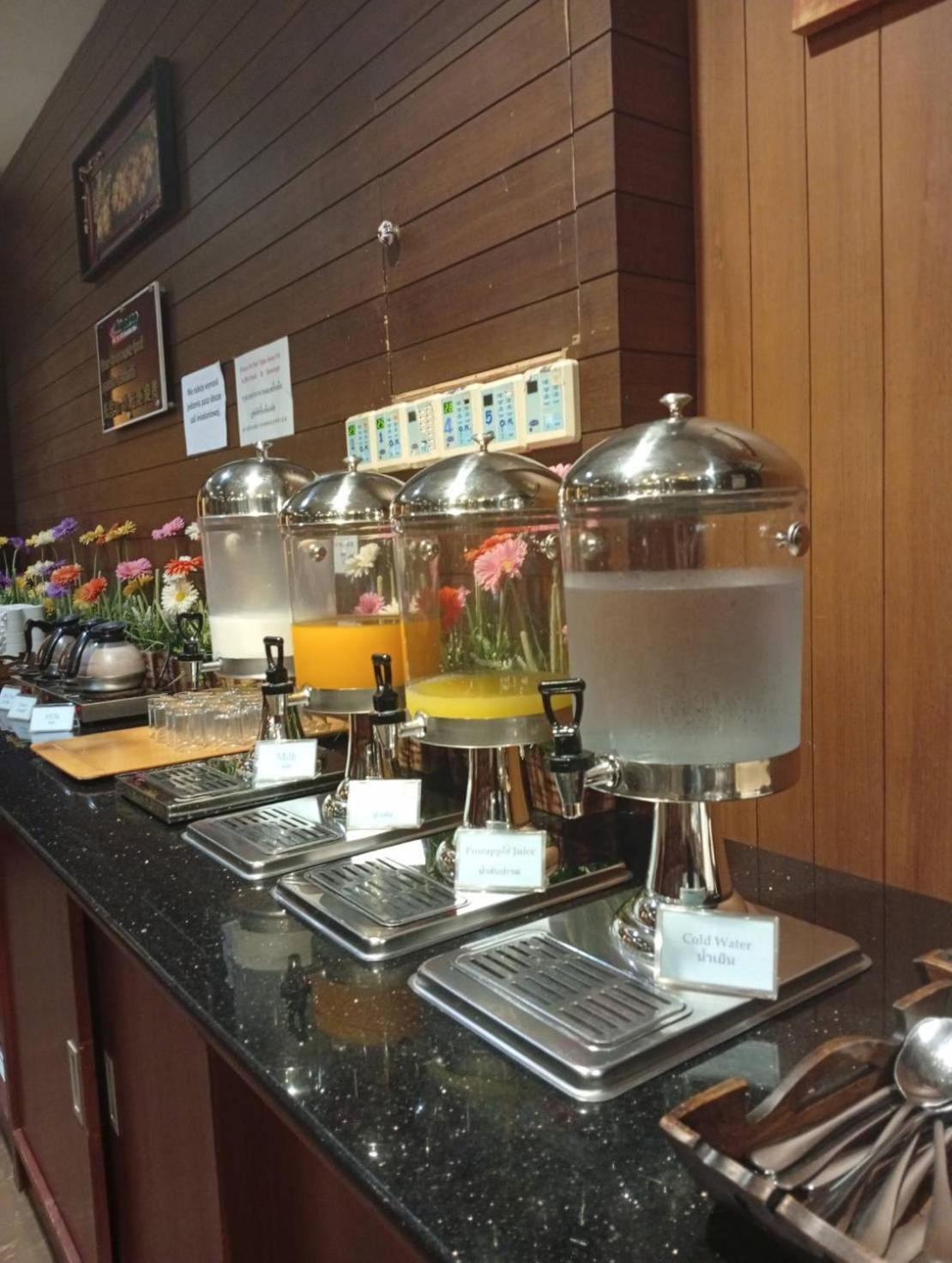 Hotel Aiyaree Place Sha 4*