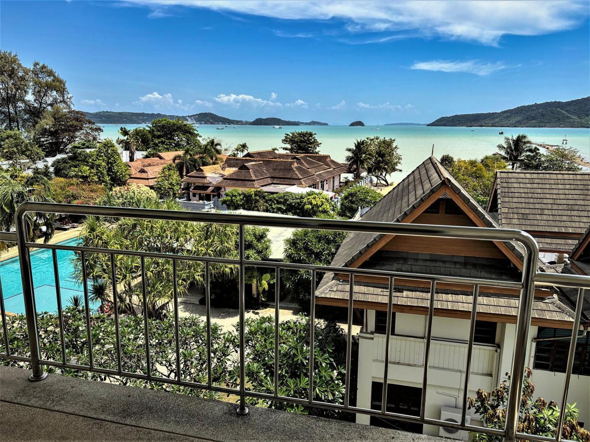 Blue Grand And In Chalong Phuket By Dayuu 5* Ban Saiyuan