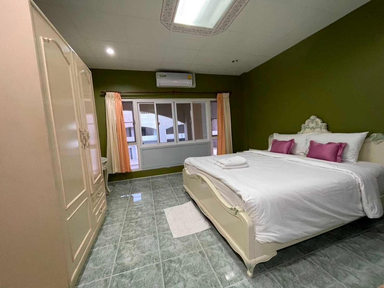 Oyo 75486 Anna Guest house 3*