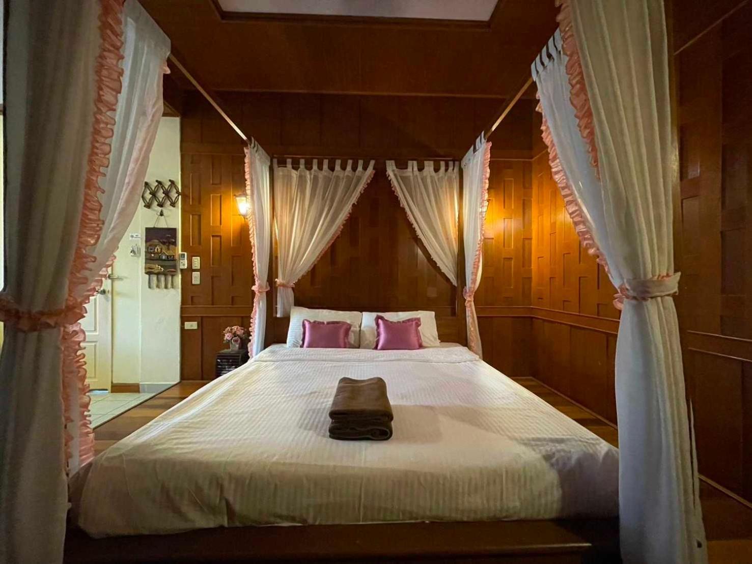 Oyo 75486 Anna Guest house