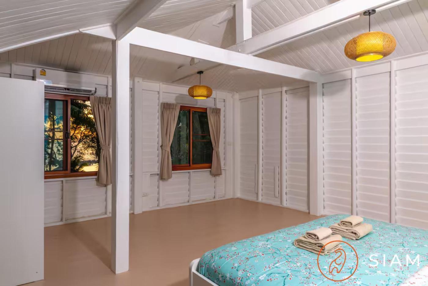The Wooden House 3br - Sunset Garden Villa Taling Ngam (Koh Samui)