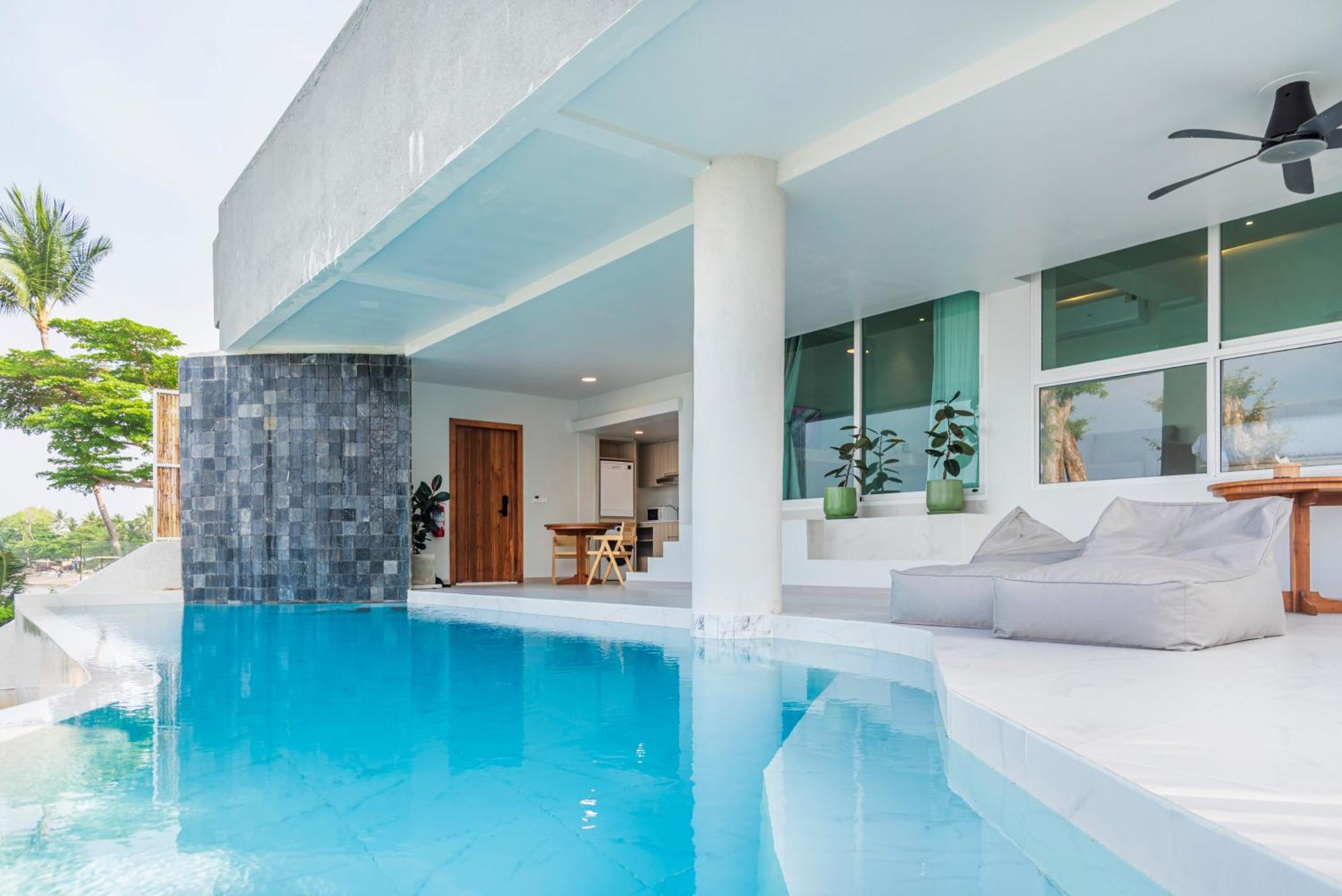 Hotel Replay Pool Koh Samui