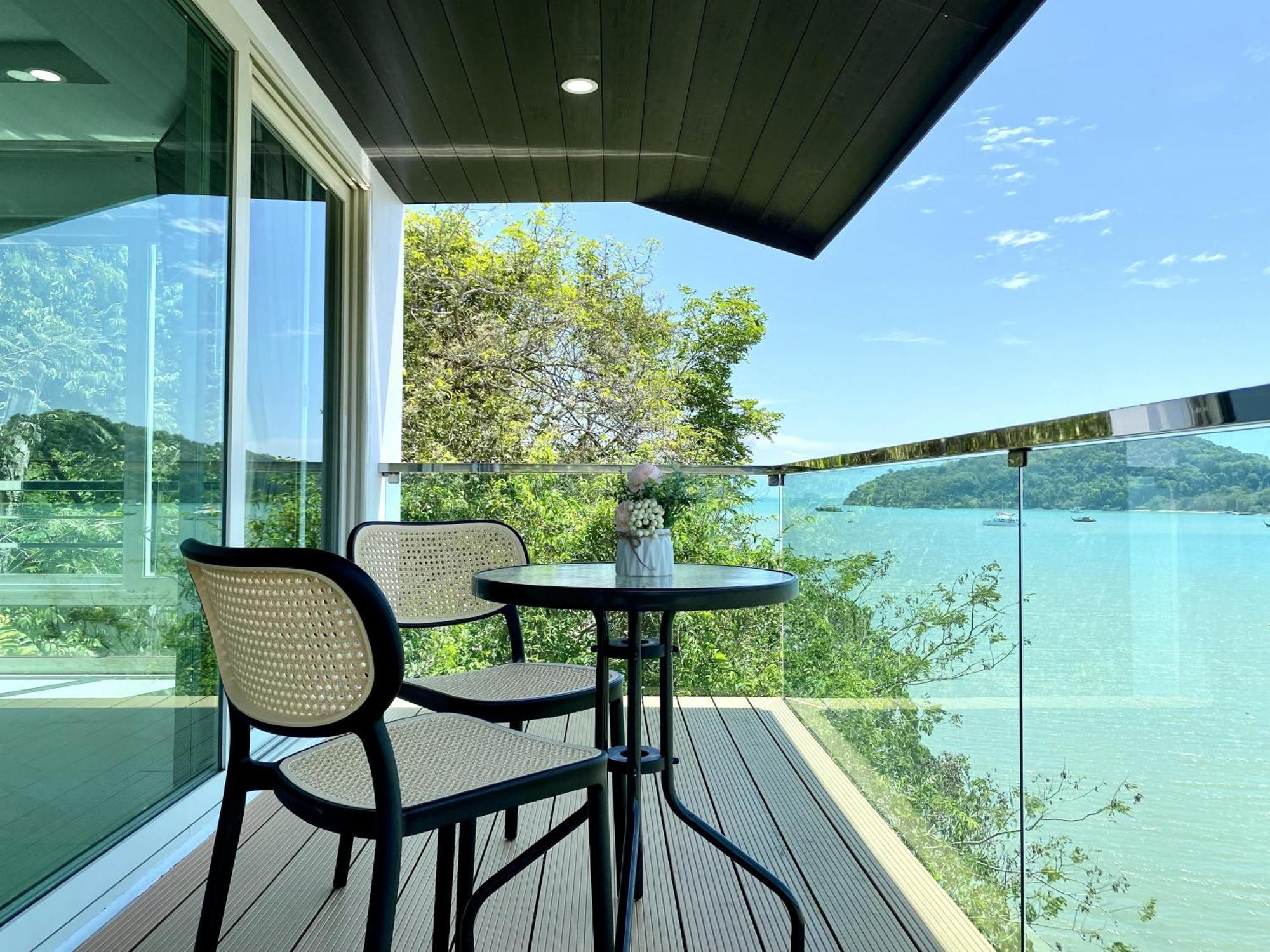 Seaview Duplex - Panwa - Baan Jayden Chalet *