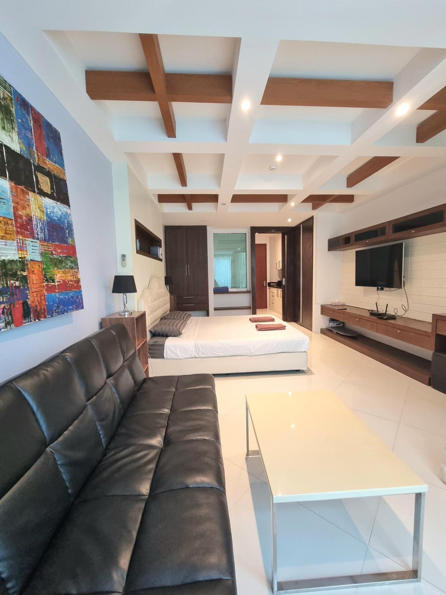 Diamond Apartment *
