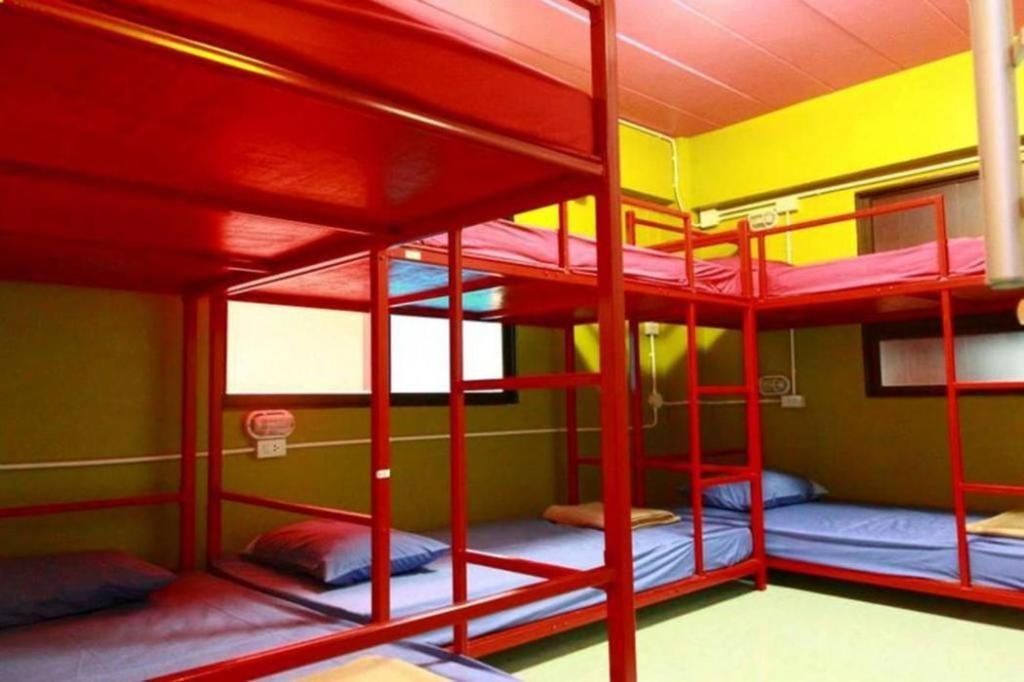 Oyo 586 I Albergue Phuket