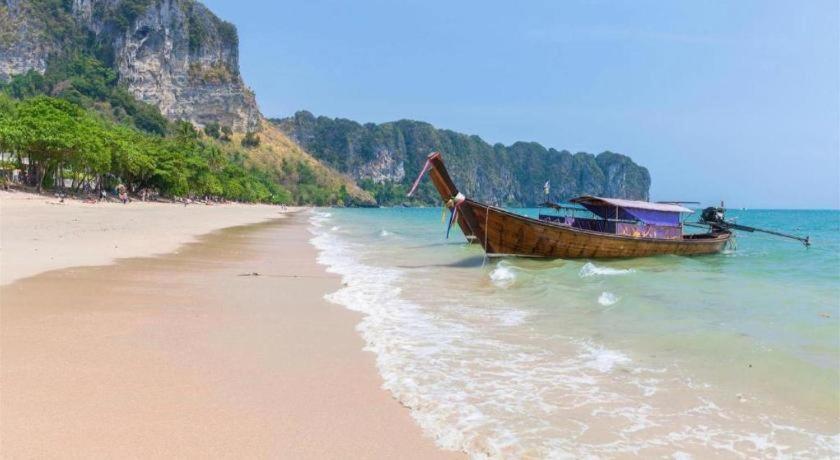Seashell Krabi Ao Nam Mao