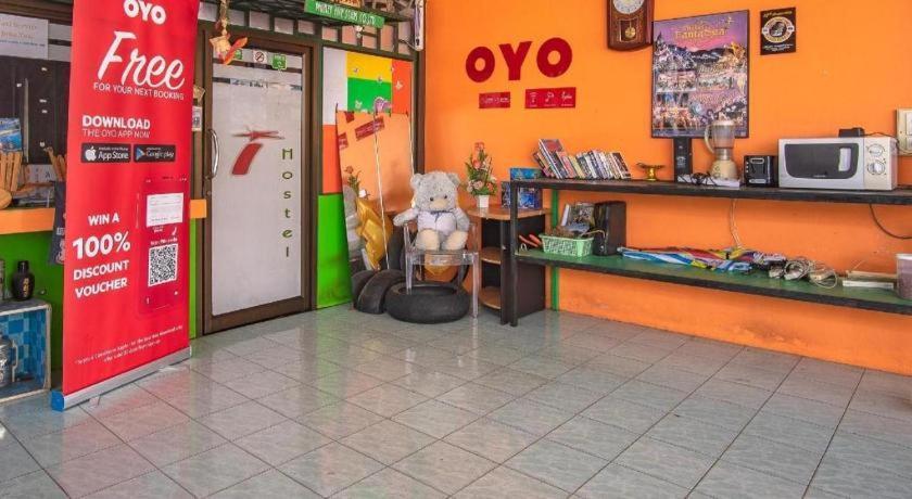 Oyo 586 I Albergue