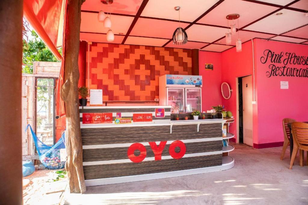 Oyo 797 Pink House Hotel