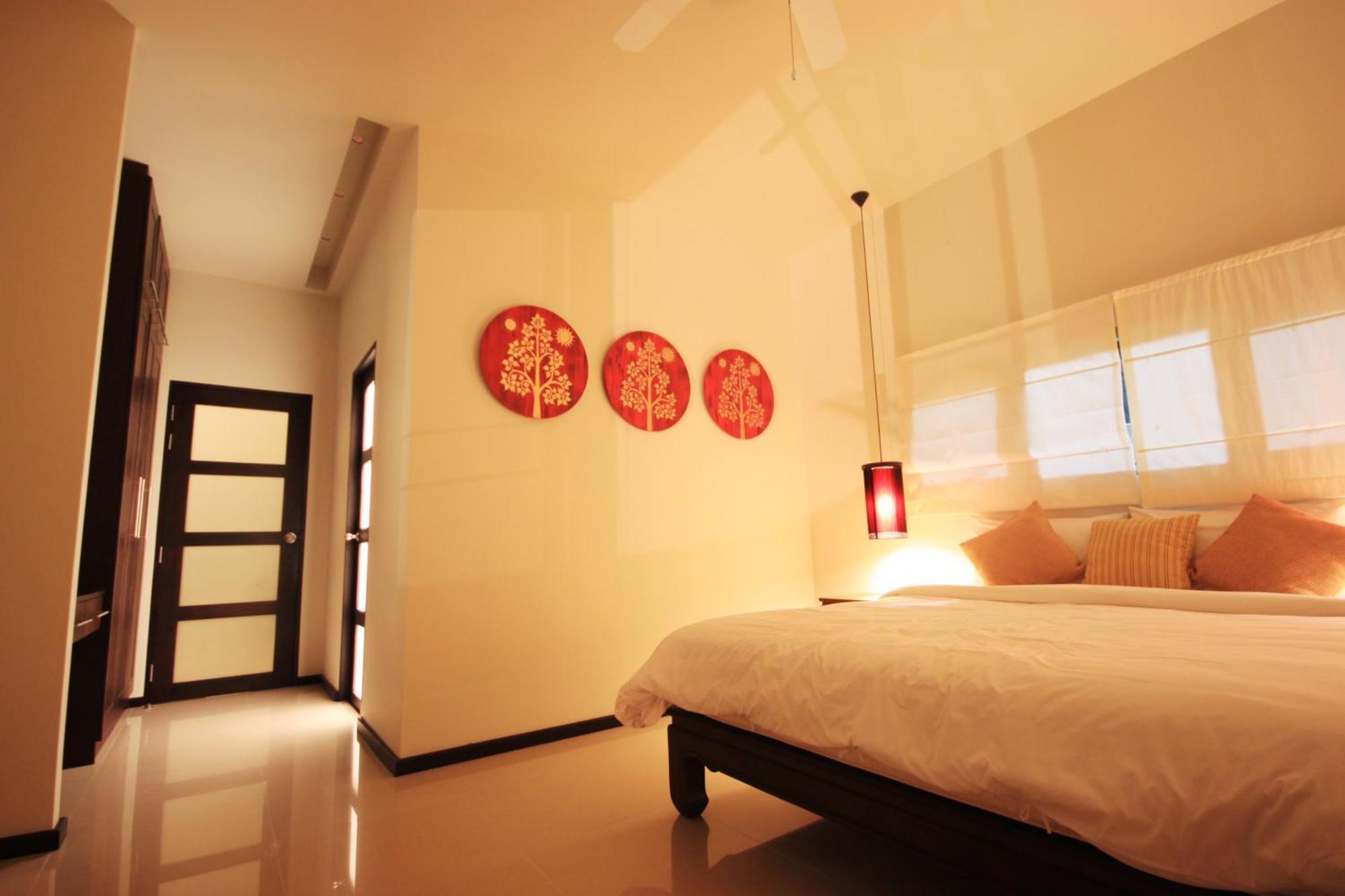 Three Bedroom Oriental *
