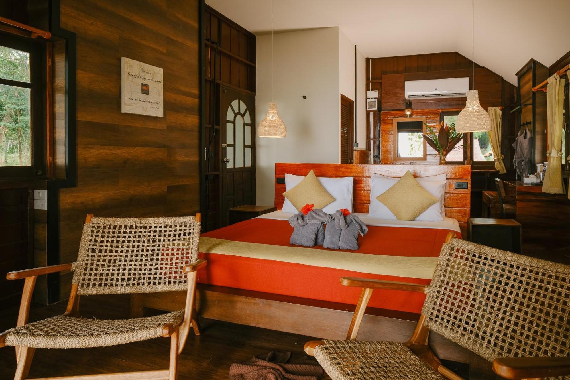 Guest house Joy And Restaurant