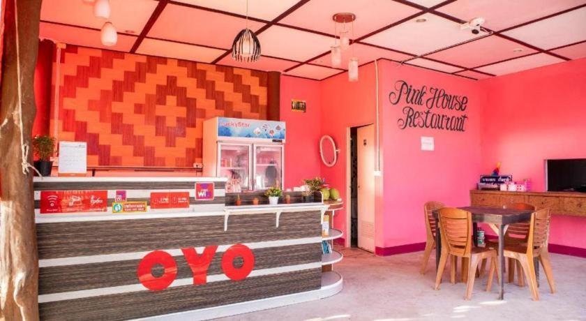 Oyo 797 Pink House