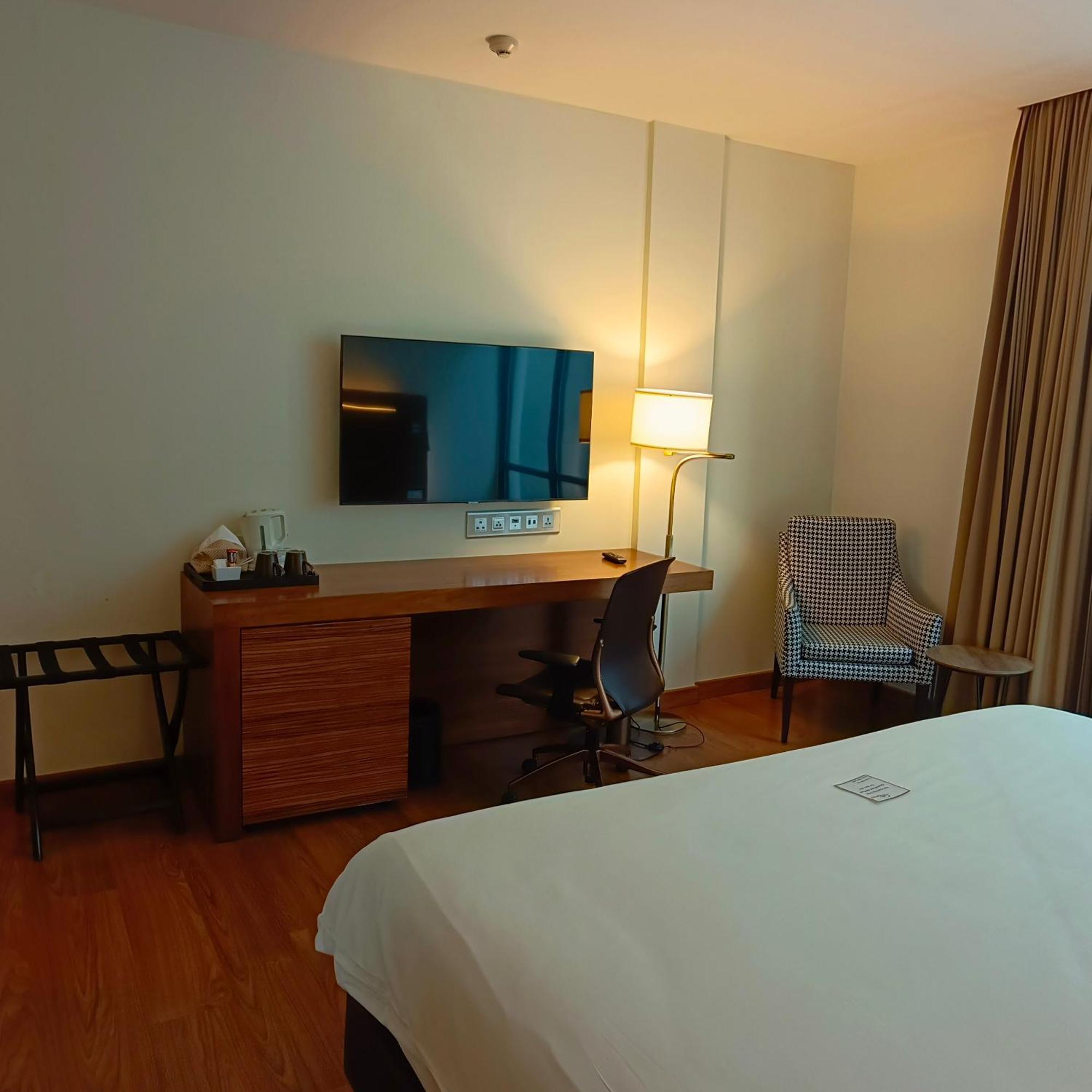 Sacha's Uno Sha 3* Bangkok