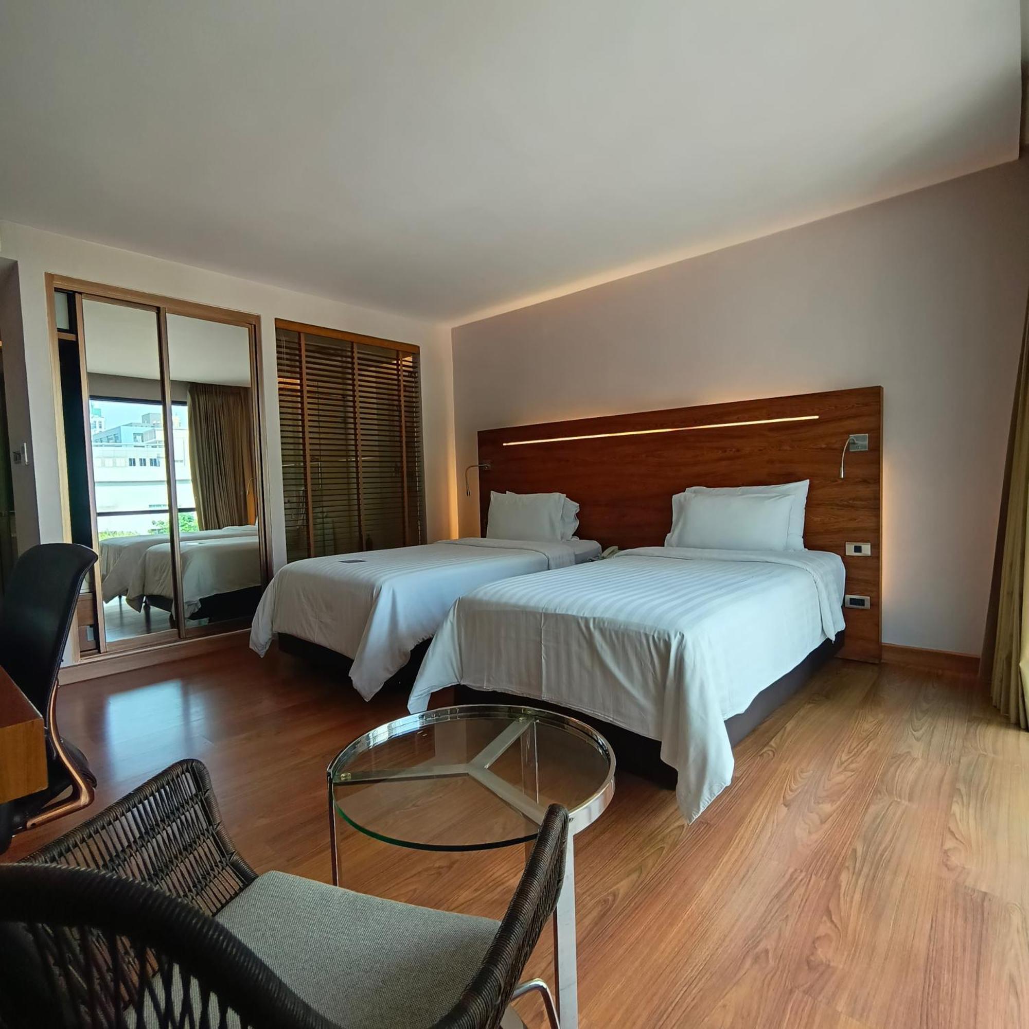 Sacha's Uno Sha Hotel