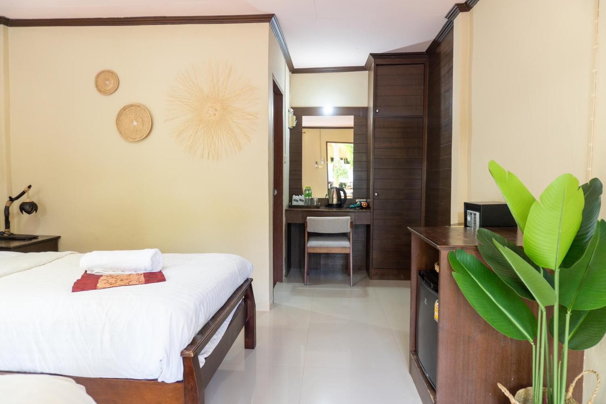 Lanta Riviera 3*